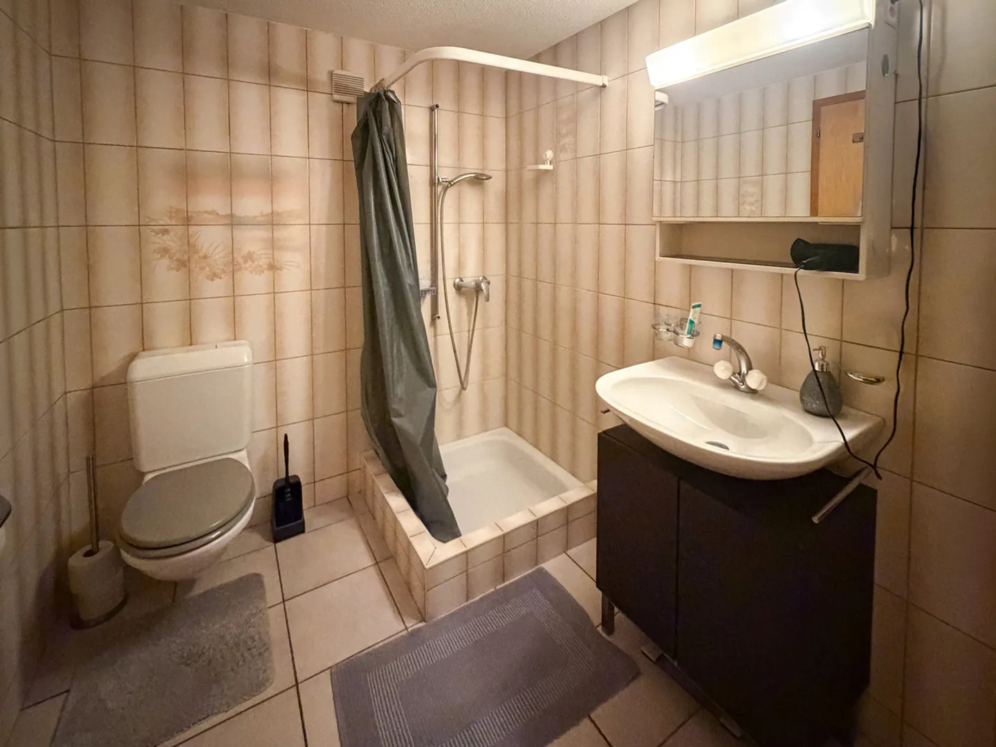 For sale - 2.5 room apartment in a co-ownership with parking space for sale. - Photo 9 of 10