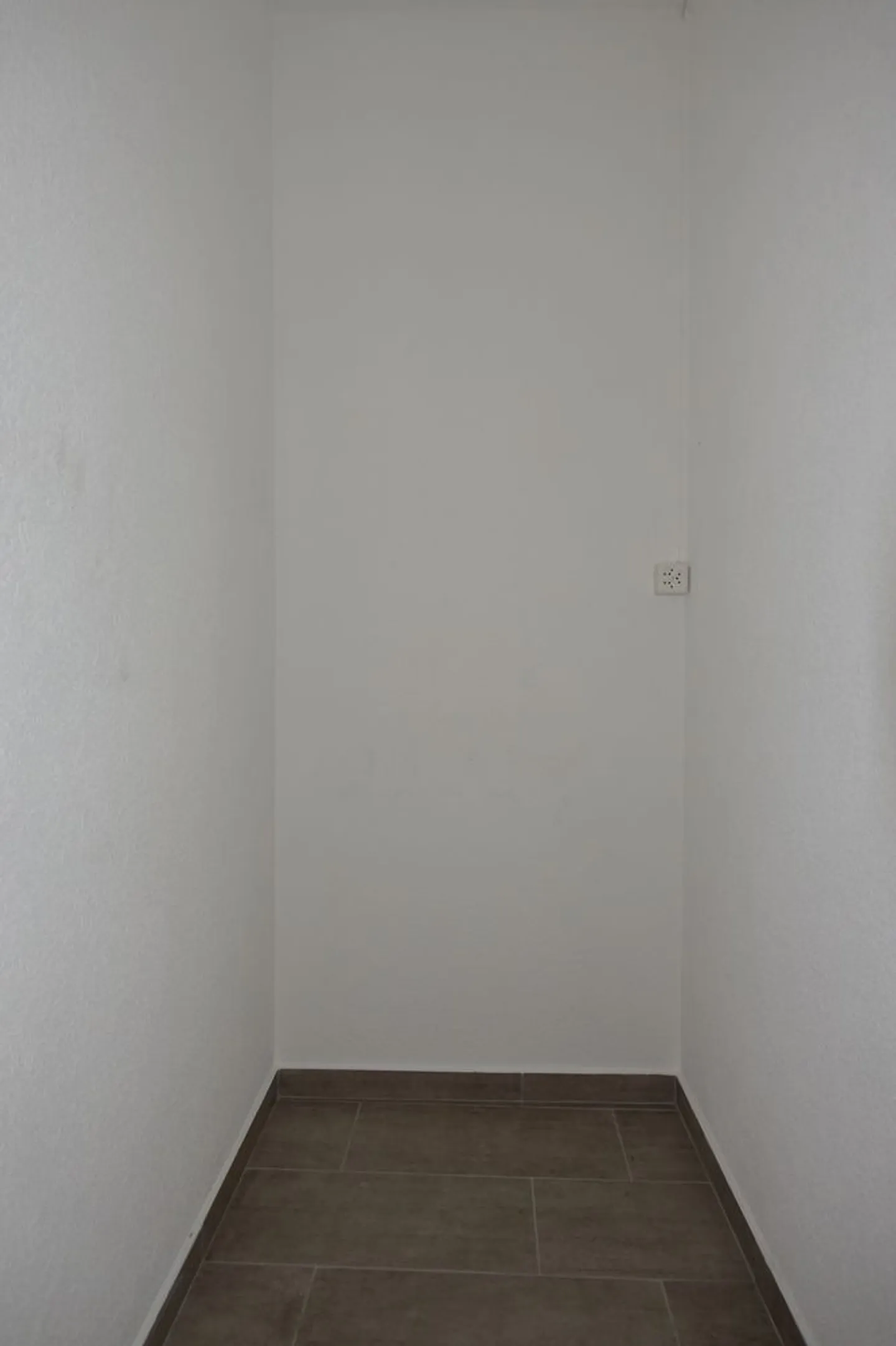 Appartement 2.5 pièces - Photo 5 sur 9