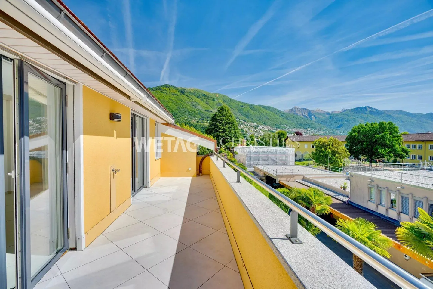 Ascona : Penthouse de luxe élégant avec de grandes terrasses dans un emplacement central à vendre - Photo 11 sur 13