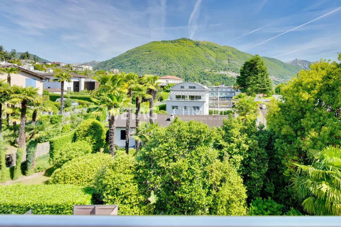 Ascona : Penthouse de luxe élégant avec de grandes terrasses dans un emplacement central à vendre - Photo 12 sur 13