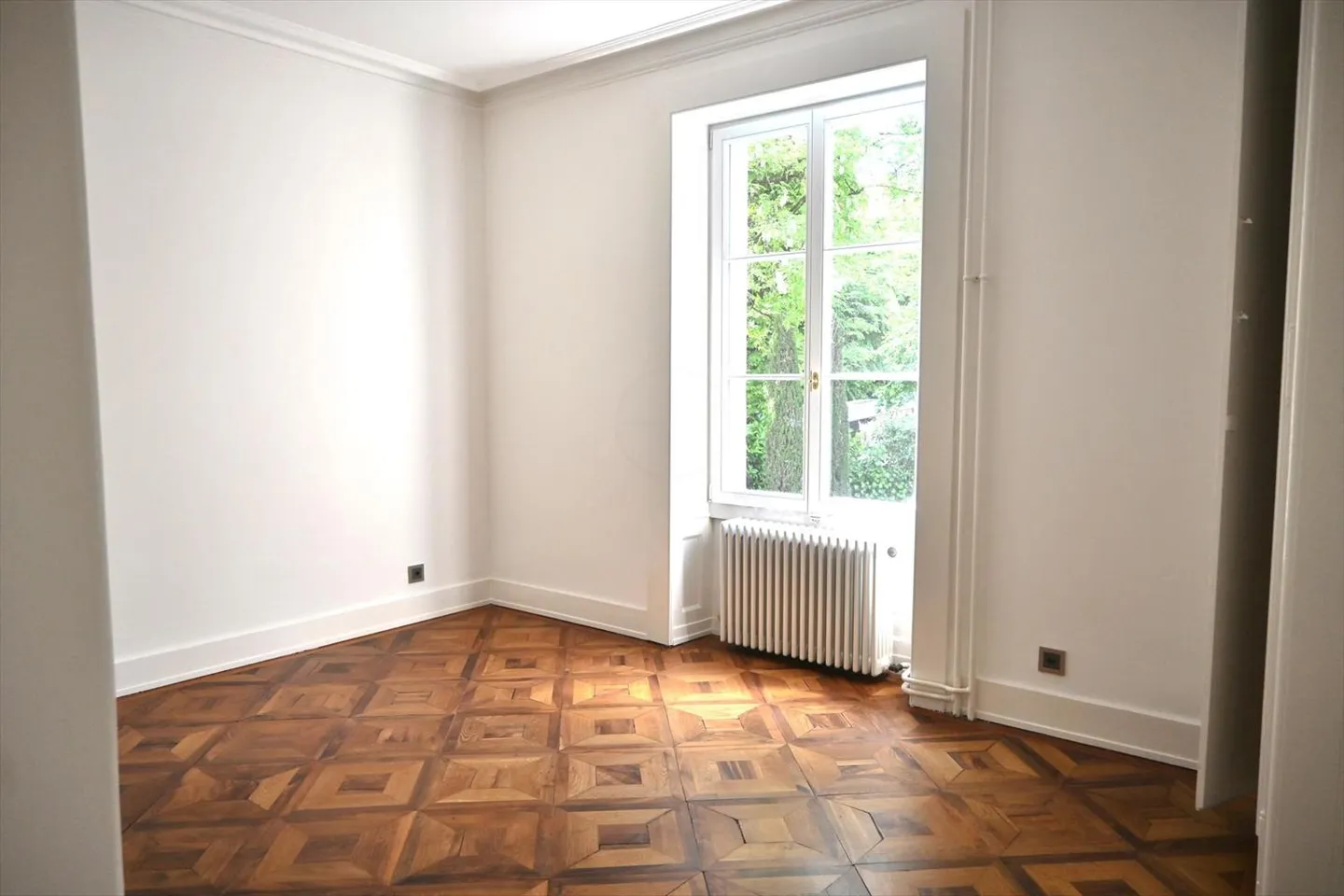 House - Photo 4 of 13