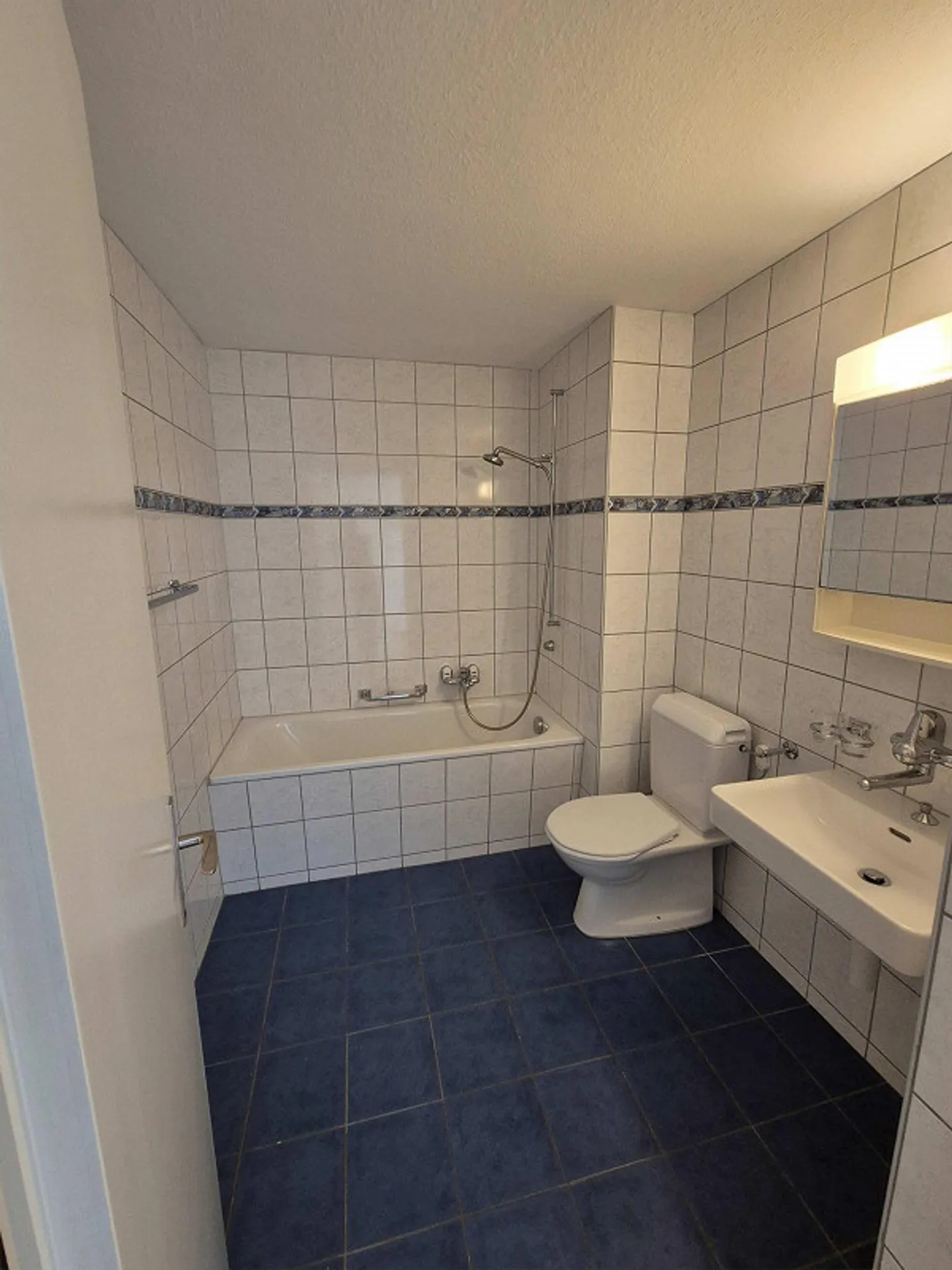 Helle 3.5-Zimmer Wohnung mit Balkon - Foto 7 von 11