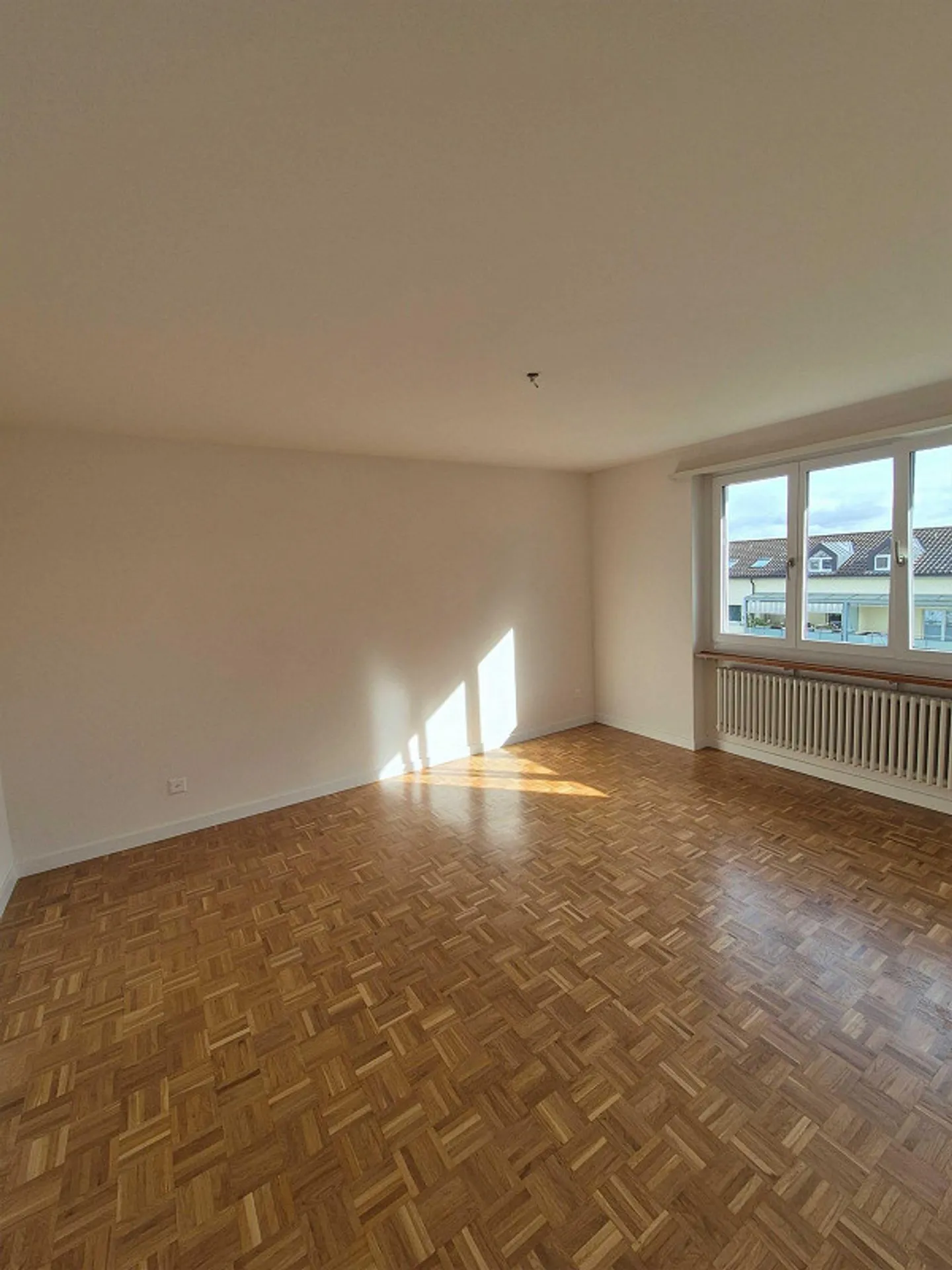 Helle 3.5-Zimmer Wohnung mit Balkon - Foto 8 von 11