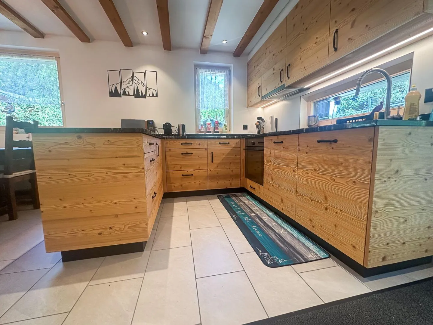 Chalet 4.5 rooms in Praz-de-Fort - Photo 4 of 9