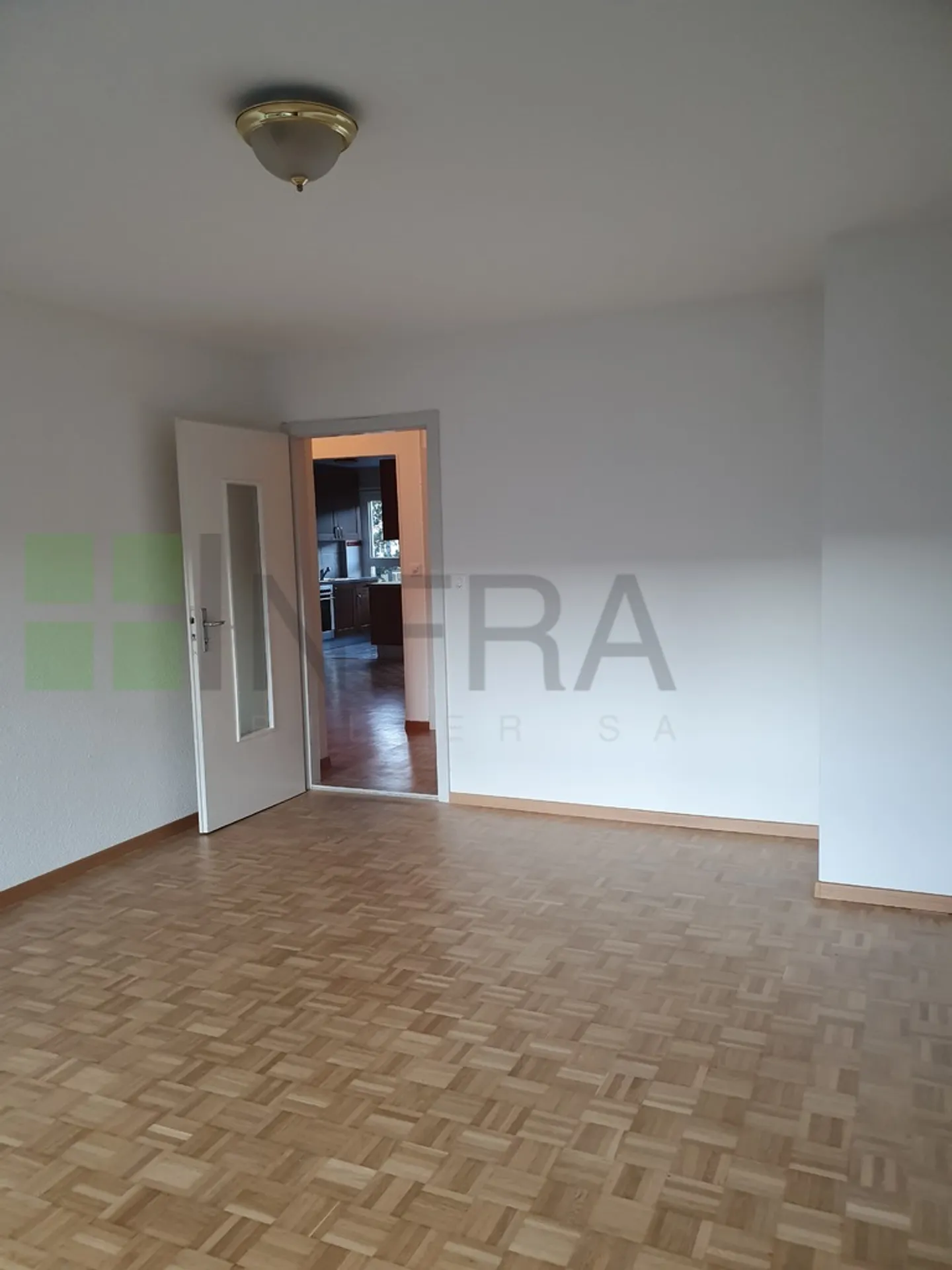 Charmante Wohnung mit Balkon - Foto 1 von 8