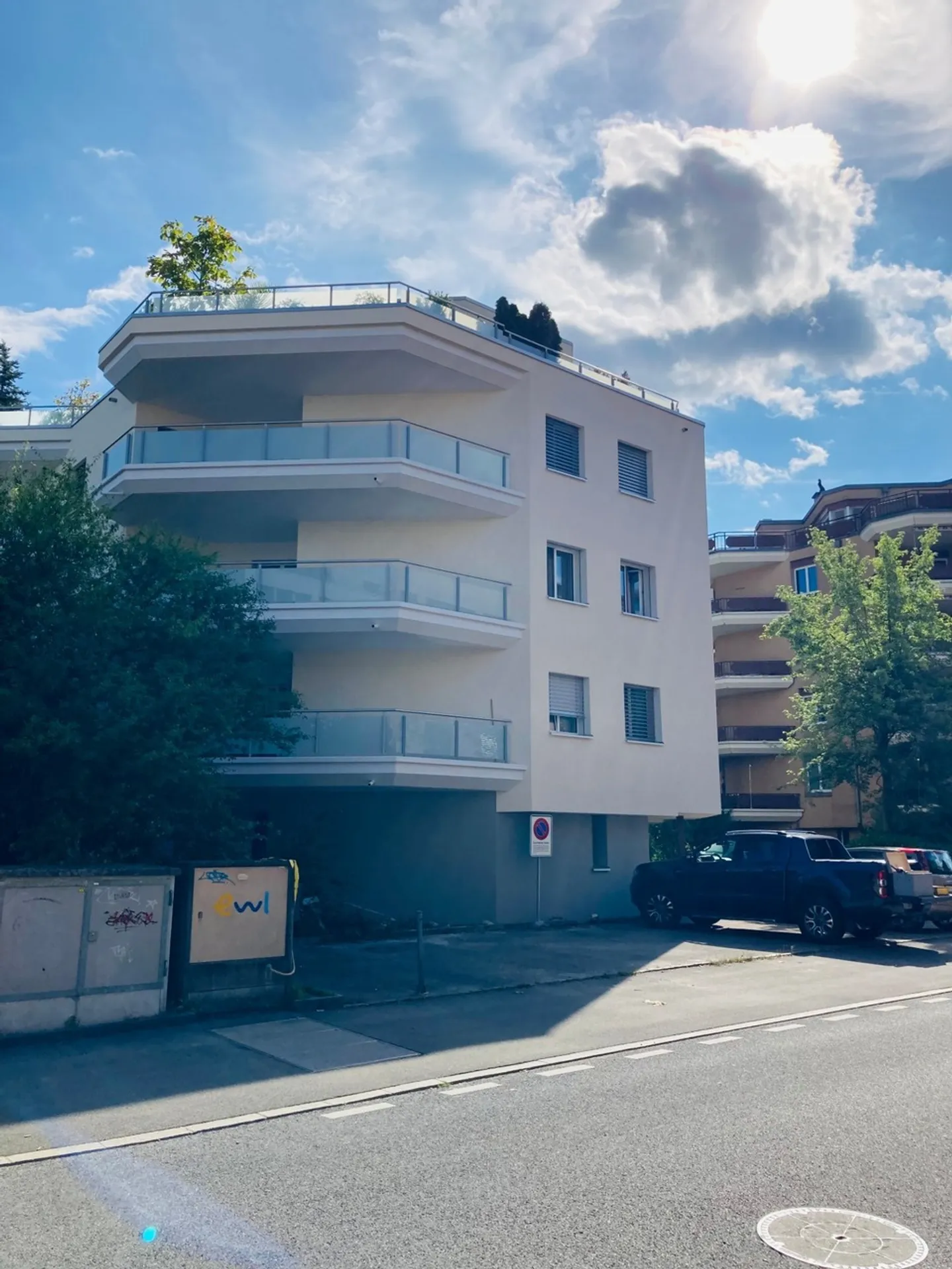 Sichere Parkmöglichkeit - Foto 1 von 1