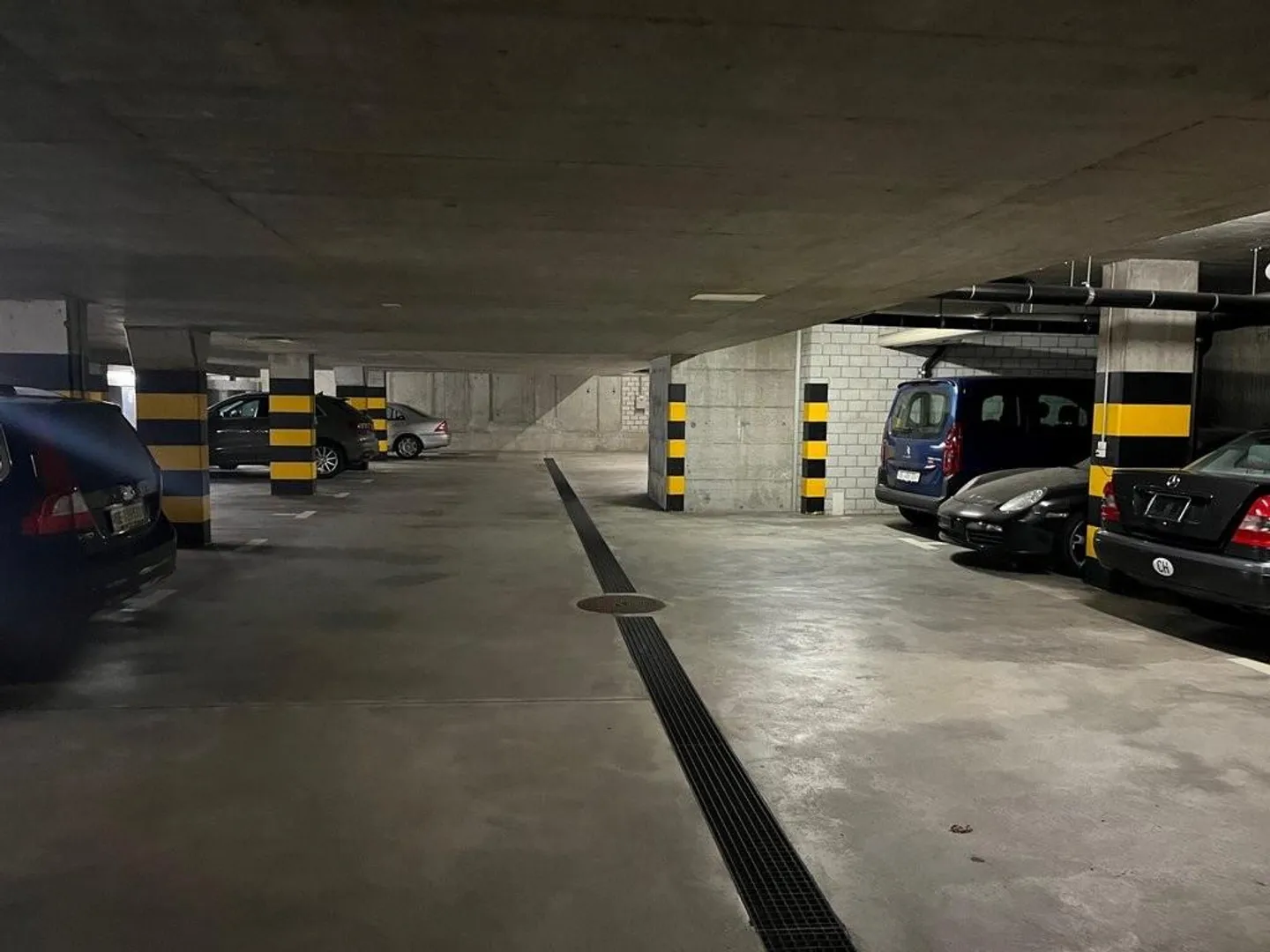 New home for your vehicle? - Photo 4 of 5