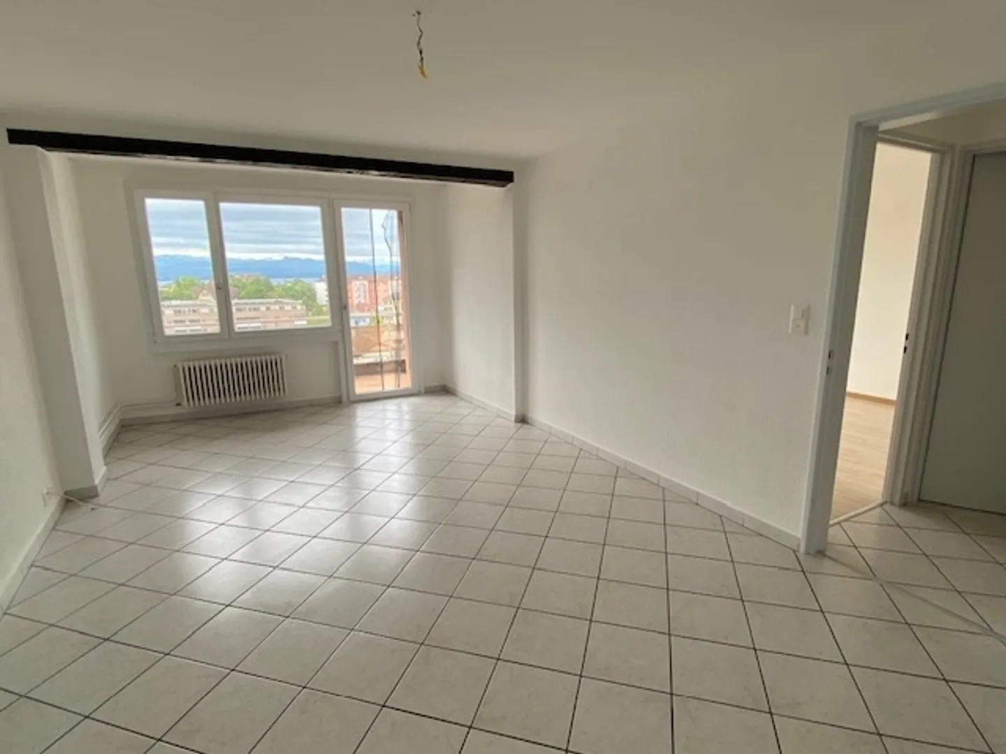 Appartement Charmant avec Balcon - Photo 1 sur 9