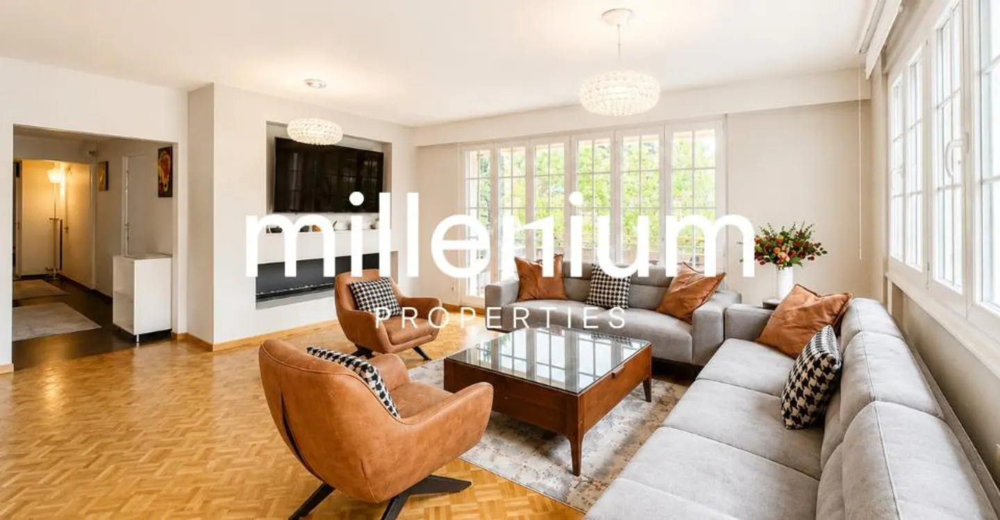 Villa indipendente con piscina vicino all'ONU - Foto 2 di 7