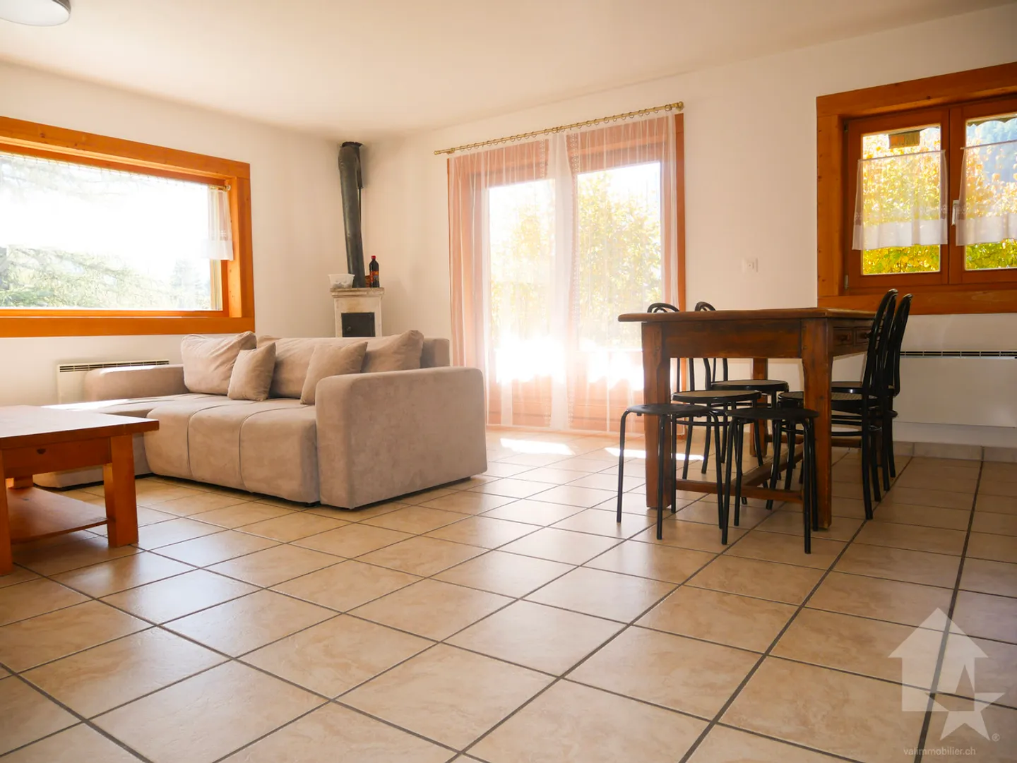 Pleasant 3.5-room bright apartment with terrace and sunny view! - Photo 22 of 33