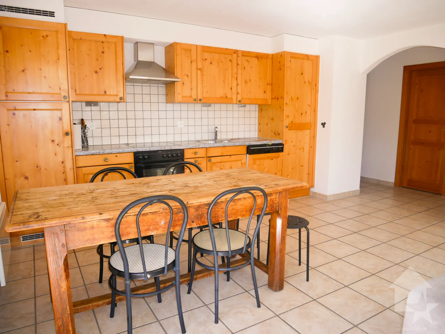 Pleasant 3.5-room bright apartment with terrace and sunny view! - Photo 23 of 33