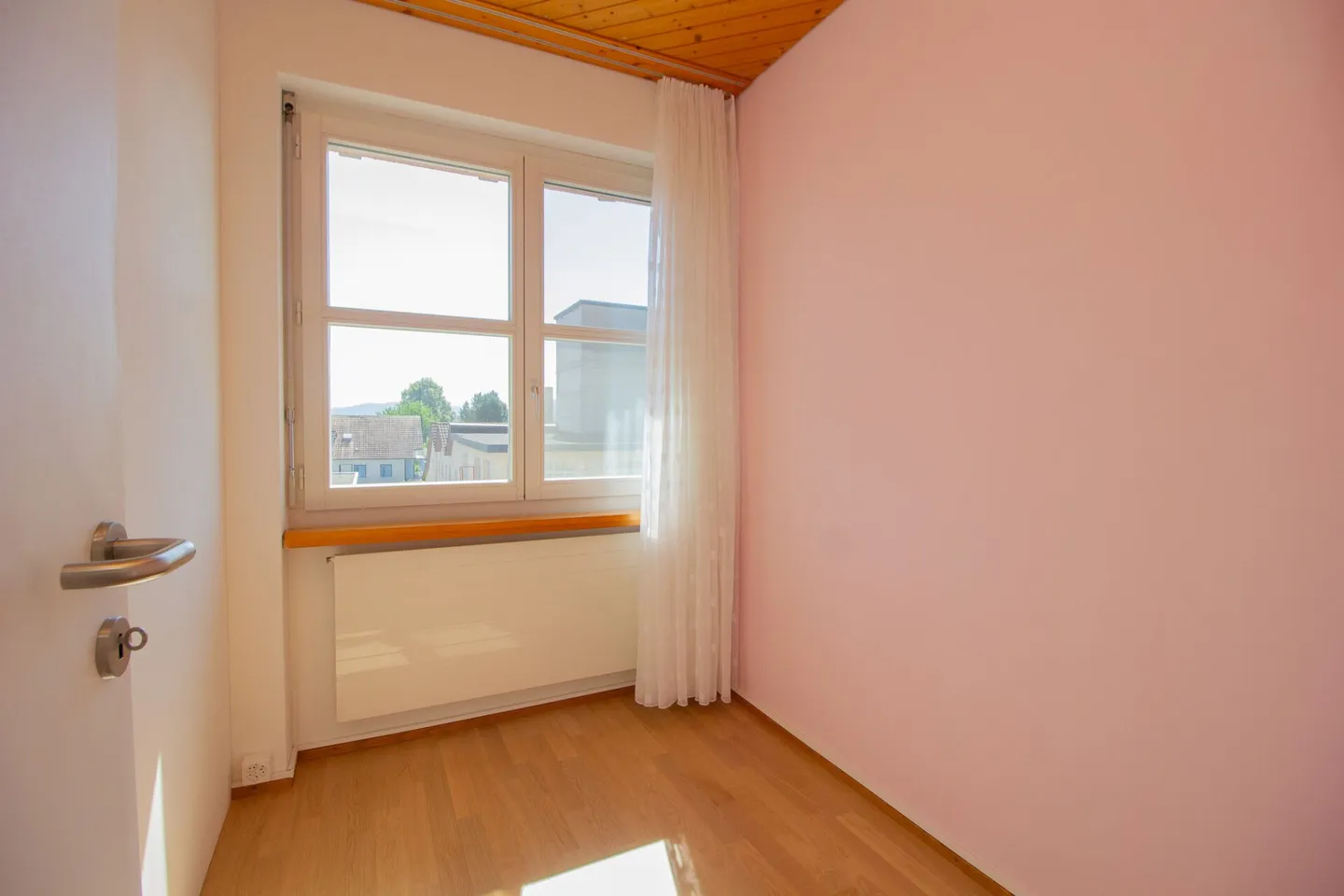 Compact living, central living - Photo 12 of 15