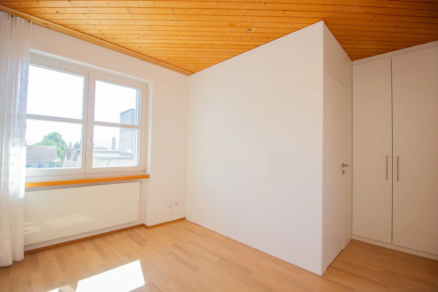 Compact living, central living - Photo 11 of 15