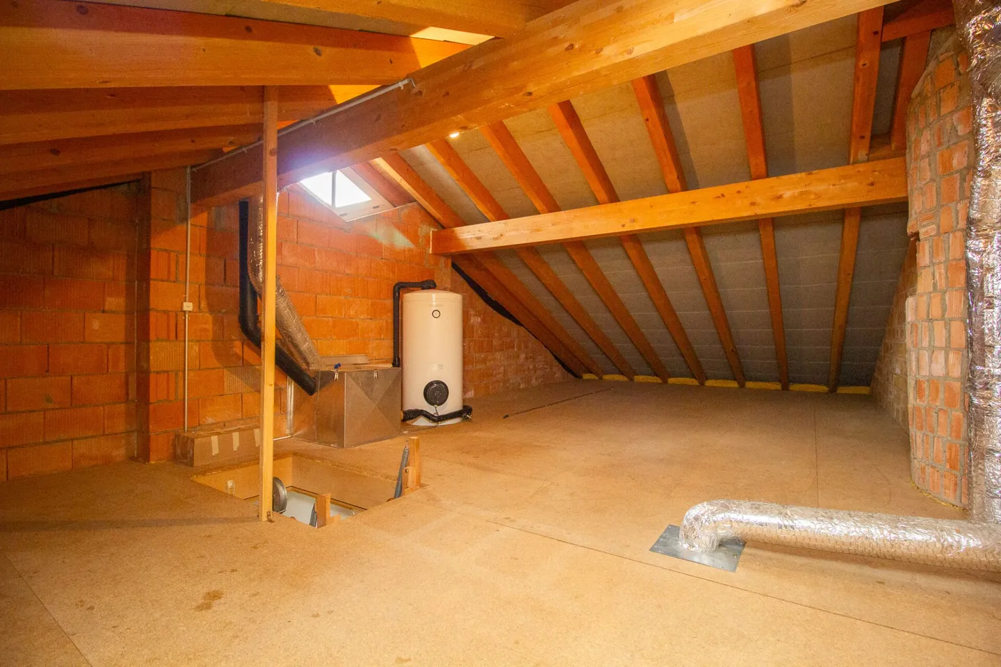 Compact living, central living - Photo 14 of 15