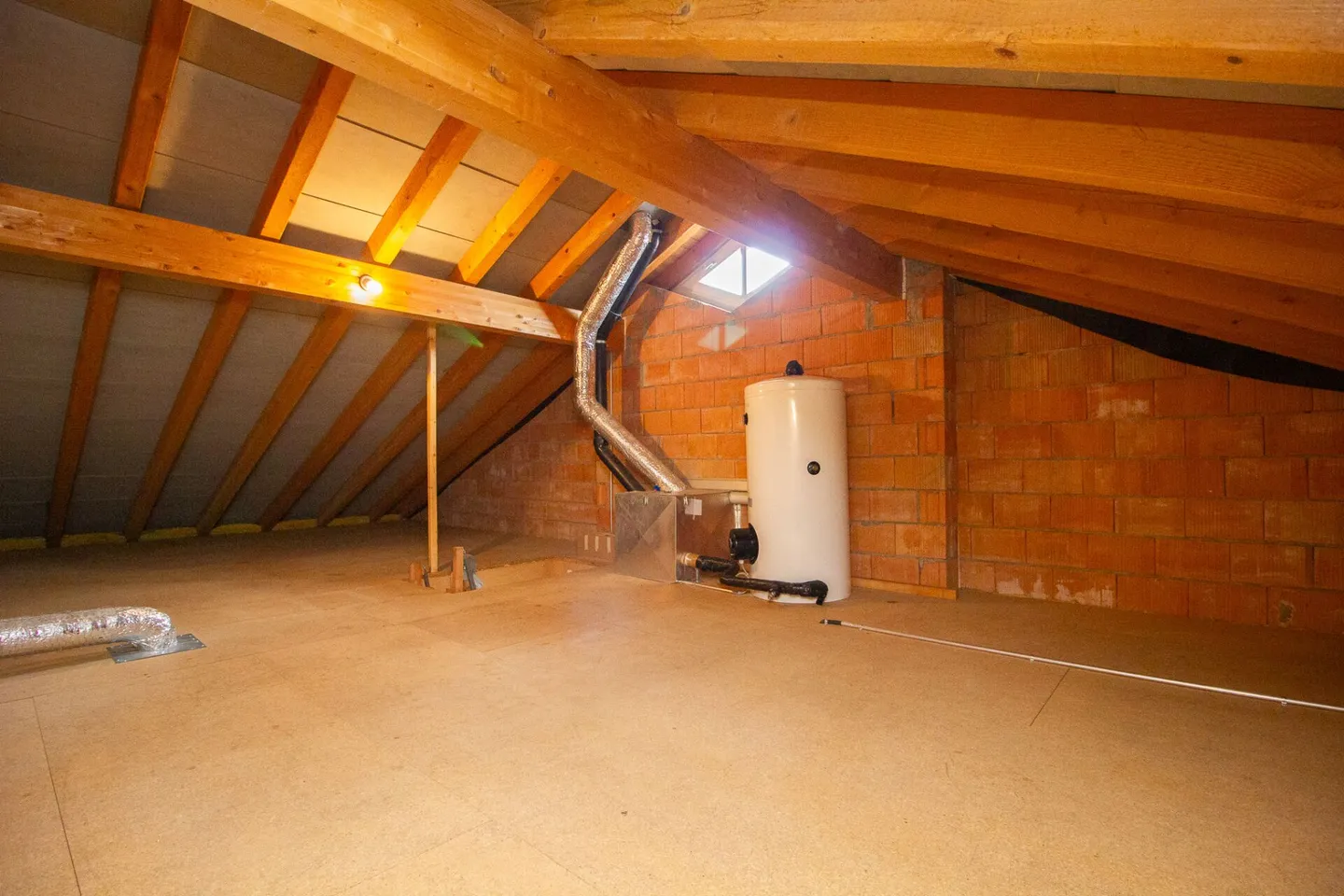 Compact living, central living - Photo 15 of 15