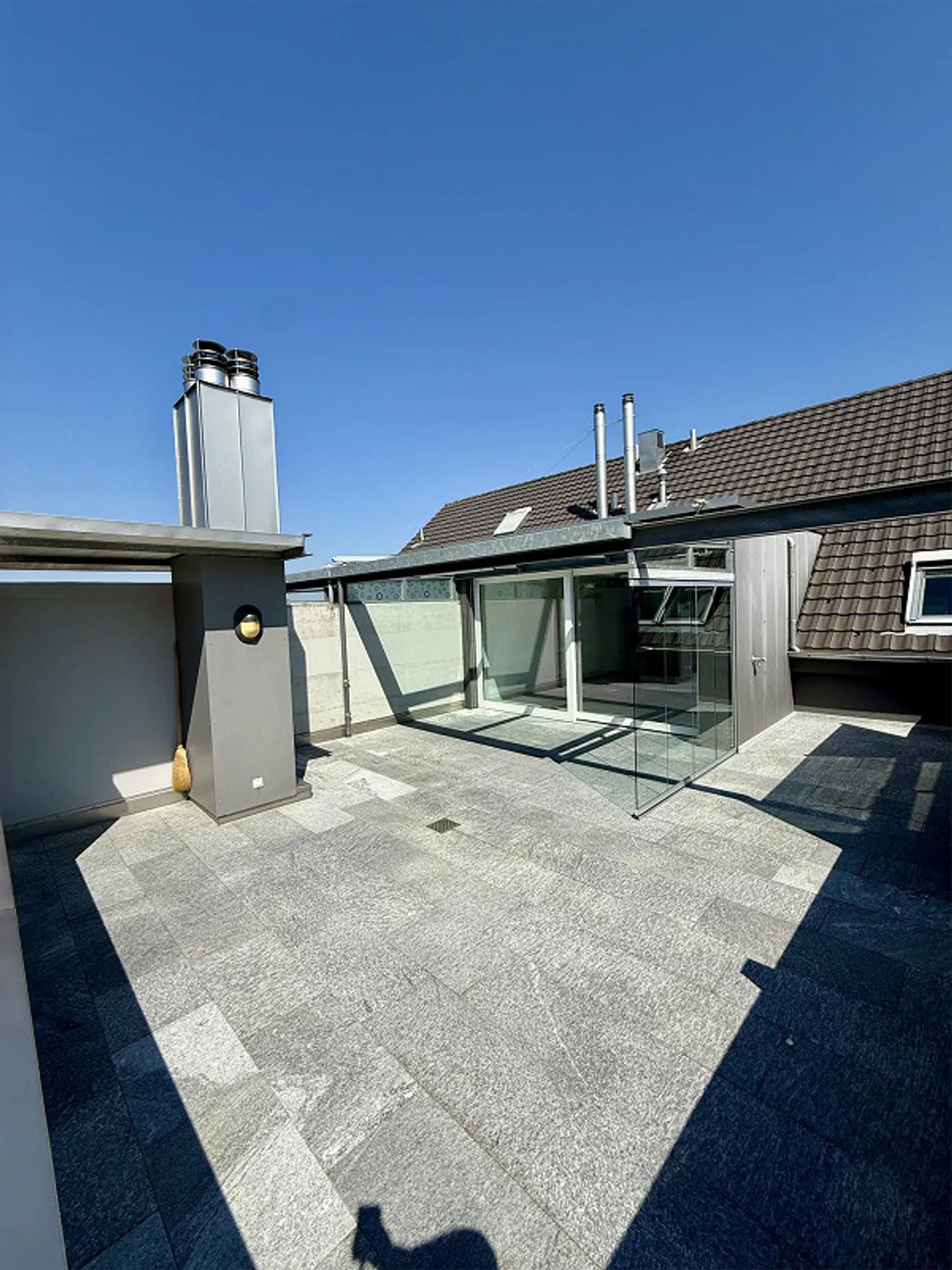 Appartamento duplex esclusivo di 4,5 stanze con grande terrazza sul tetto - Foto 11 di 13