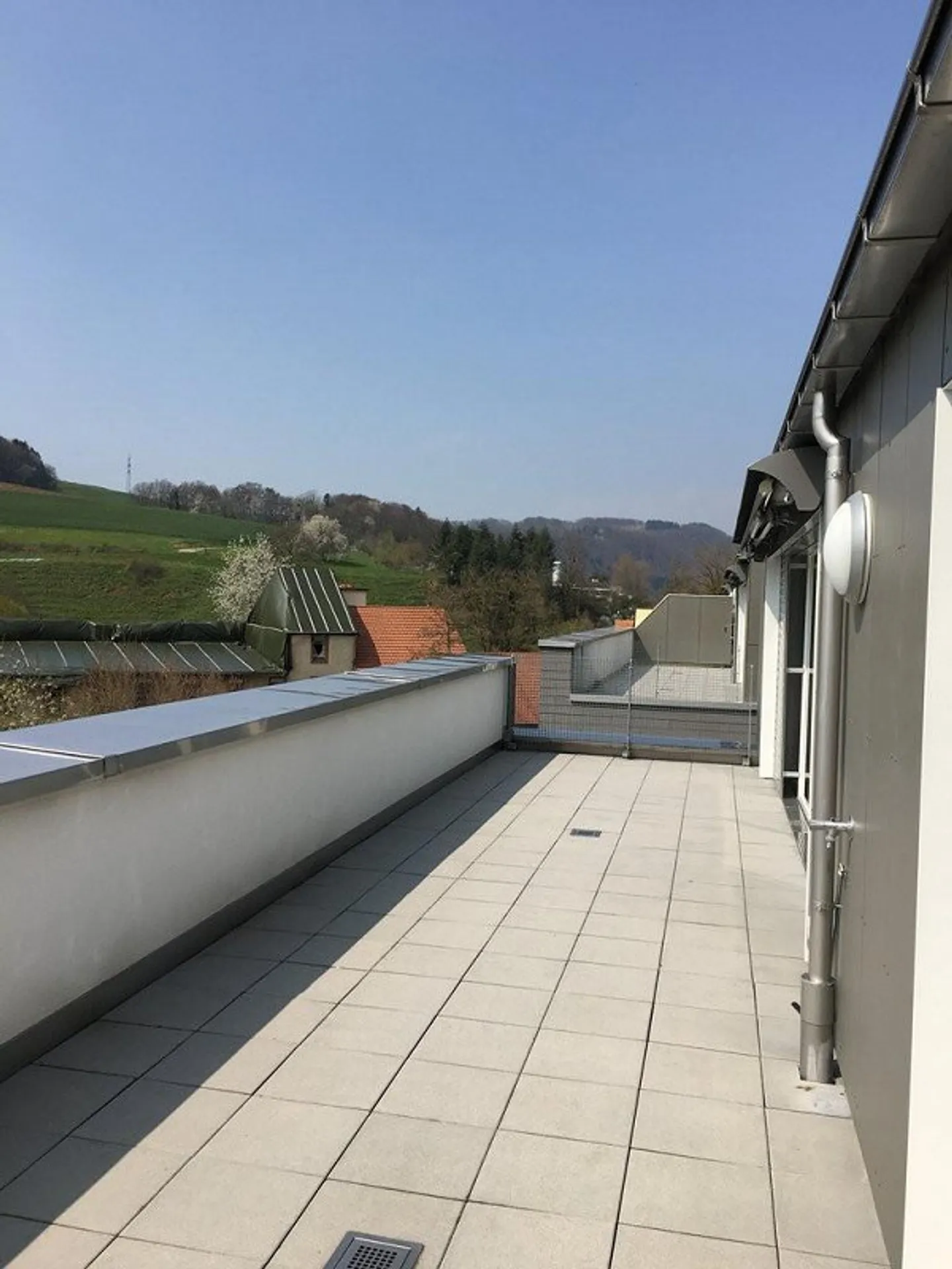 Modernes Apartment in sonniger Lage - Foto 7 von 8