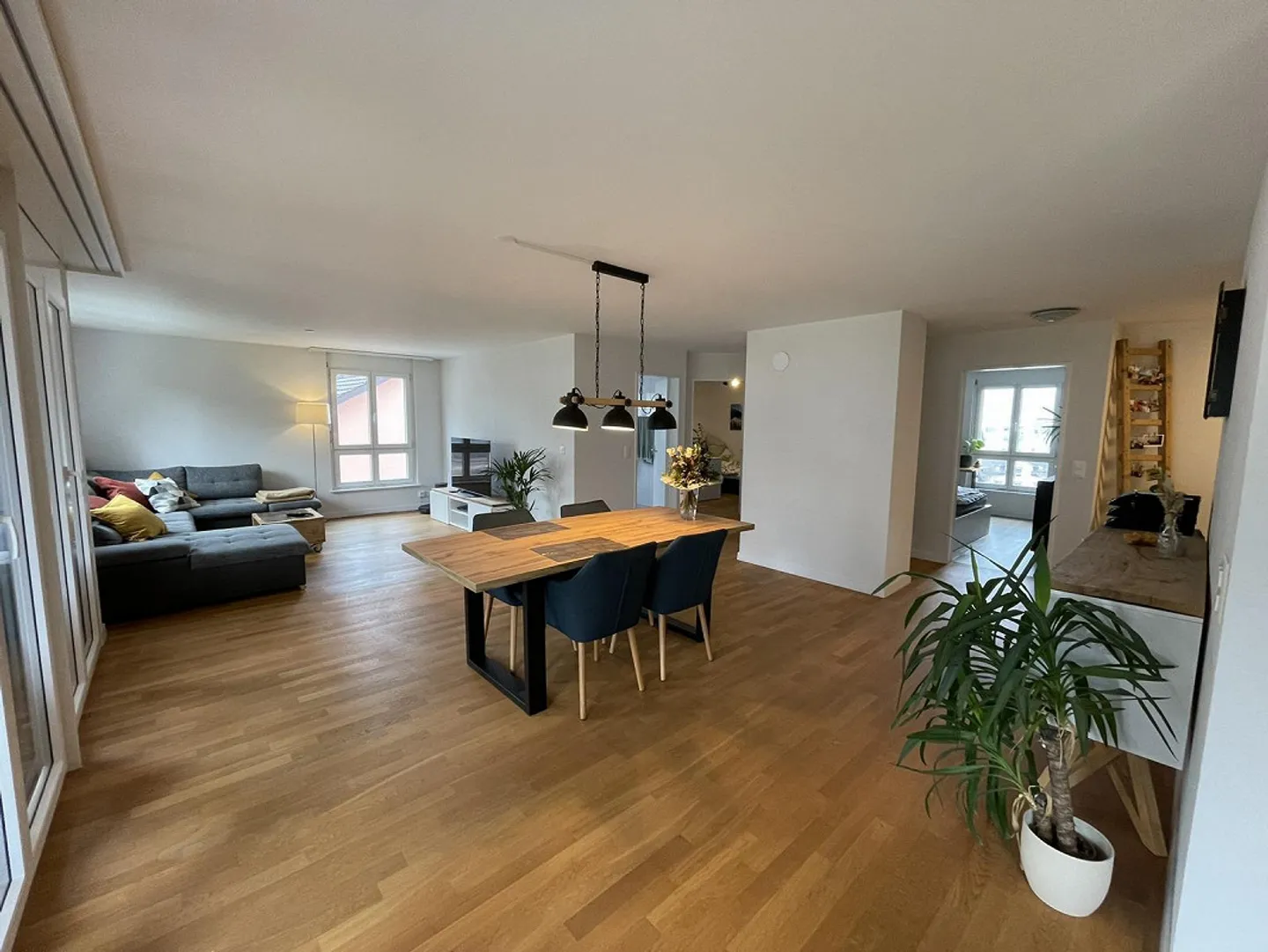 Vivere centrale a Oberuzwil - Foto 6 di 12