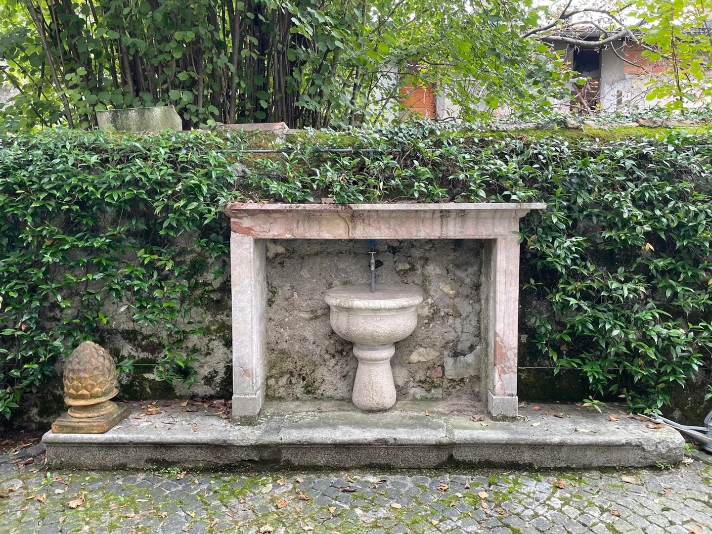 ANTICO E SIGNORILE PALAZZO - ANTIKES UND ELEGANTES HAUS - Foto 6 di 14