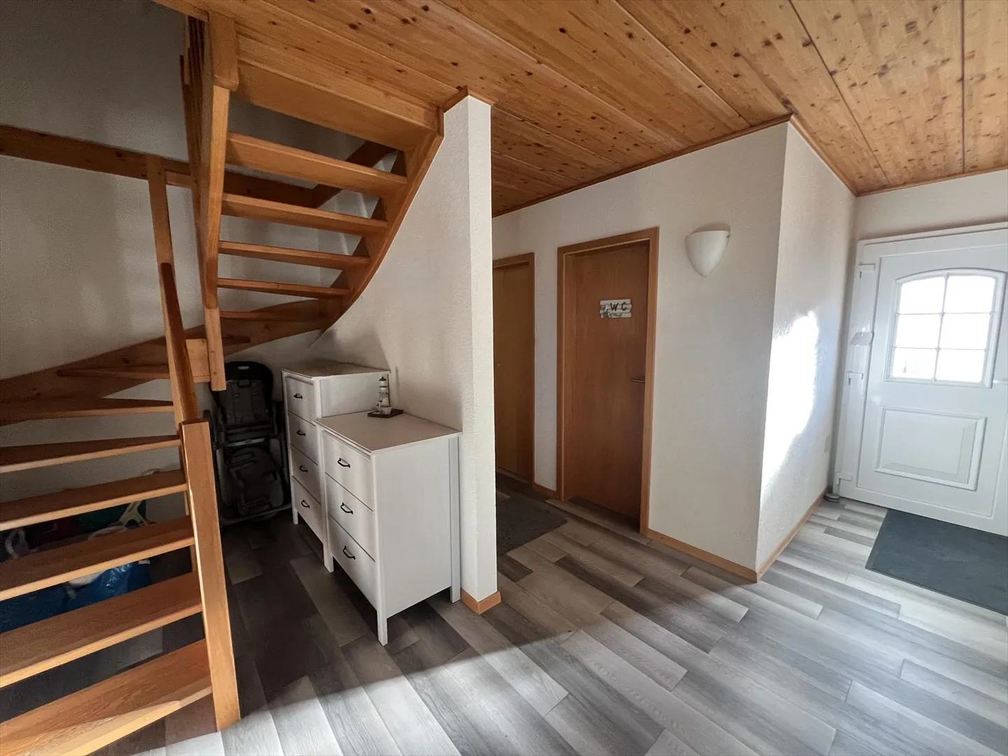 Villa indipendente di 6,5 locali con grande giardino - Foto 5 di 8