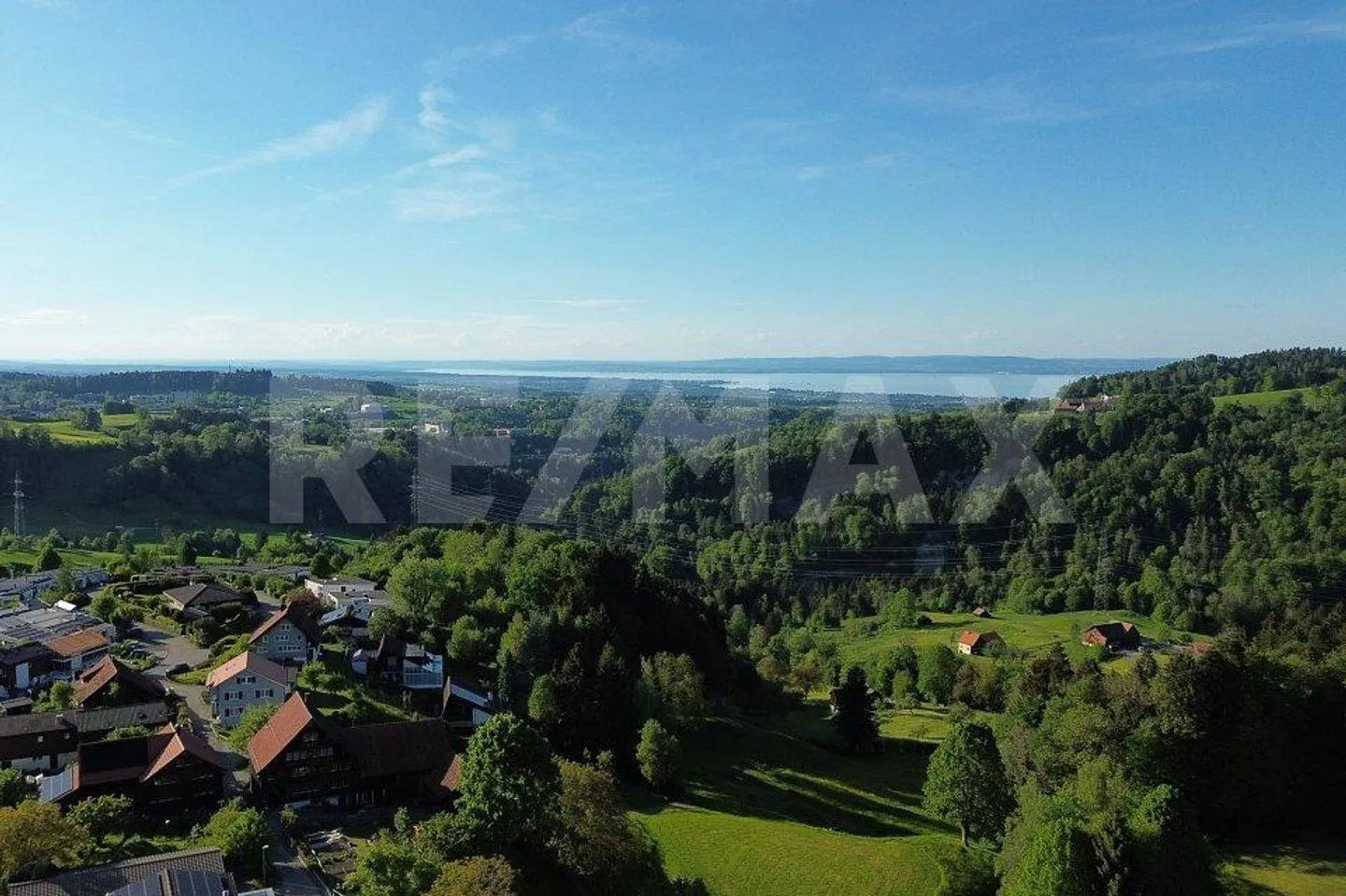5.5-Room Penthouse Apartment with Sun Terrace - near St. Gallen, far... - Photo 11 of 13