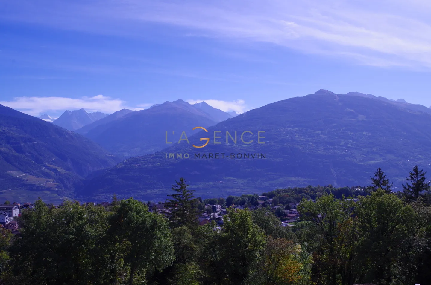 VILLA CONTEMPORAINE DE 274 M2 - Photo 8 sur 8