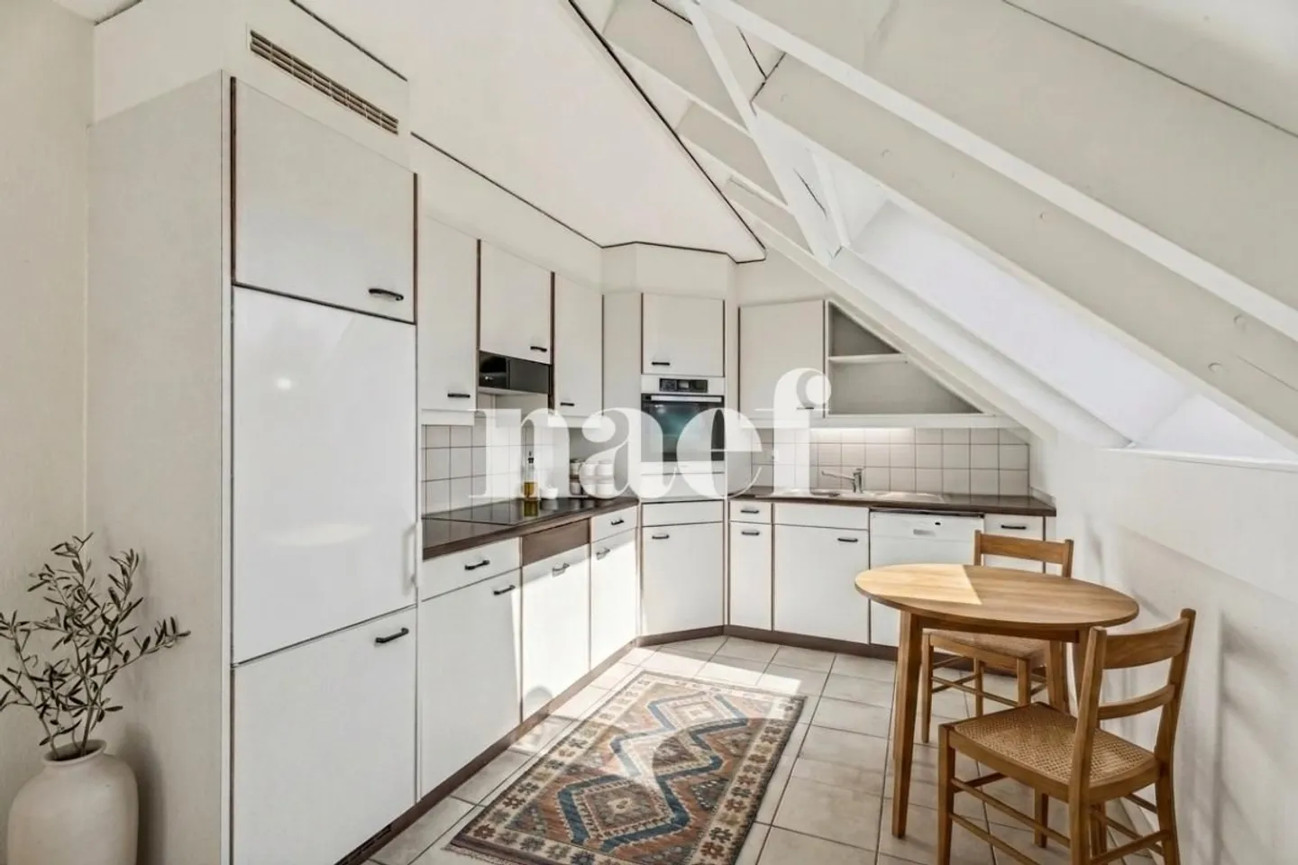 À Couvet, Duplex de 160m2 - Photo 3 sur 11