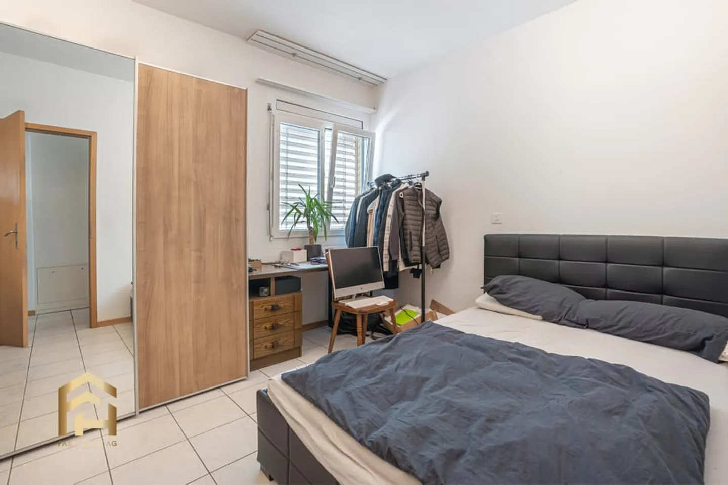 Appartamento attraente di 2,5 locali con area giardino in posizione centrale - Foto 2 di 8