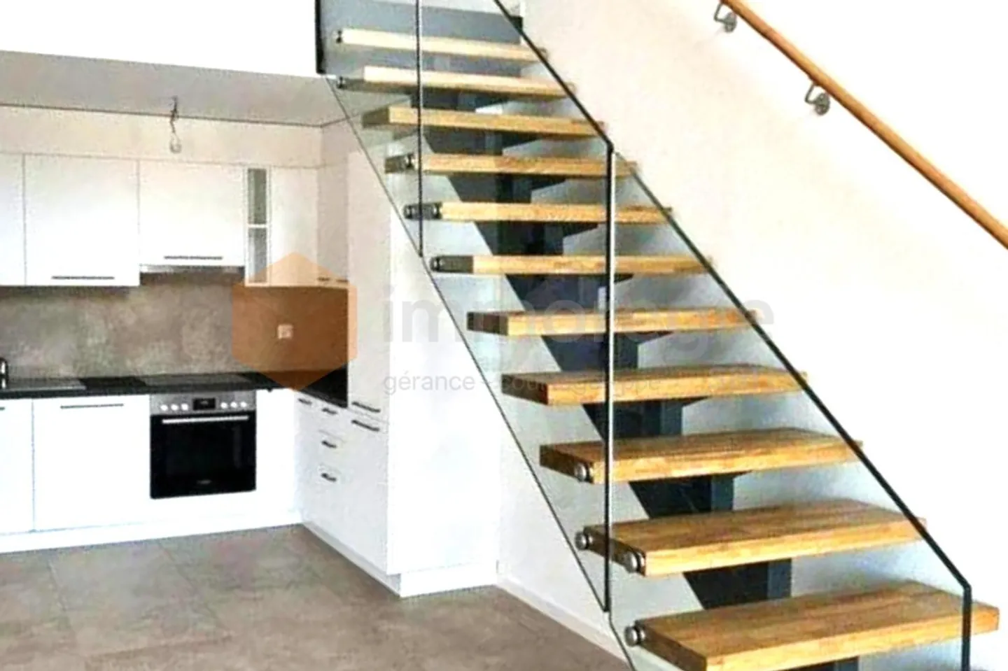 Magnifique maison jumelée avec 4,5 pièces au cœur du village - Photo 6 sur 7