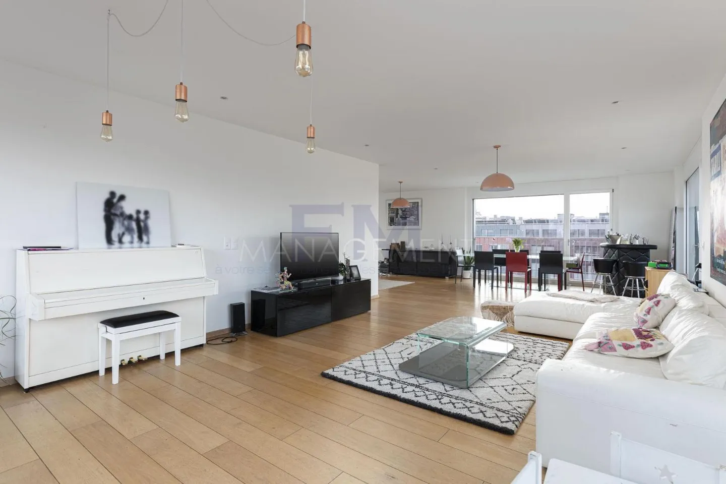 Fiorente/Malagnou Chemin du Velours, 5 camere al 6° piano, ca. 210m2 + Terrazze e Loggia - Foto 1 di 13