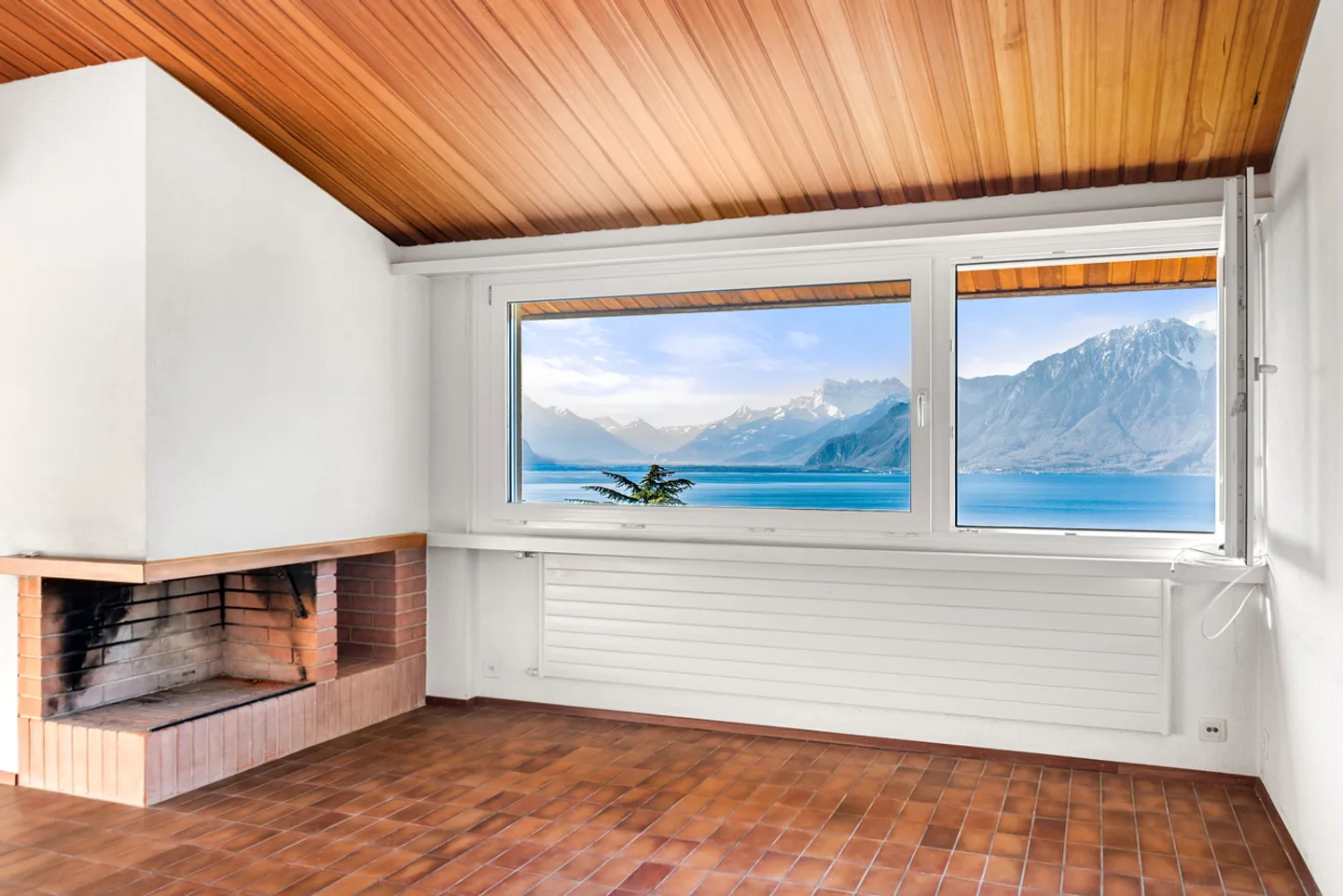 Einzigartige Villa mit Panoramablick auf den See - Foto 5 von 24