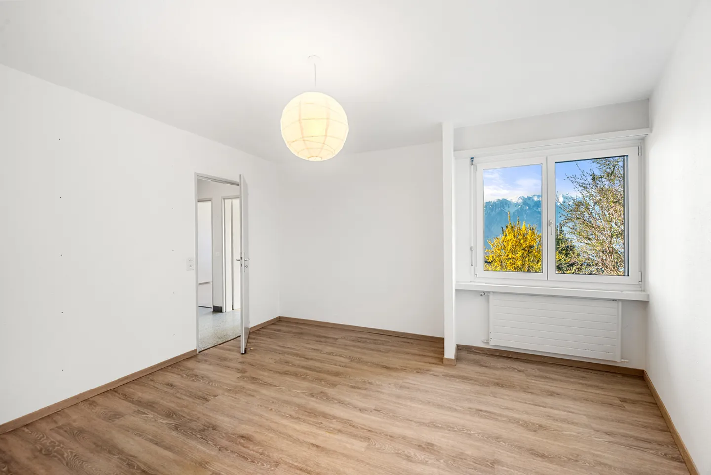 Einzigartige Villa mit Panoramablick auf den See - Foto 19 von 24