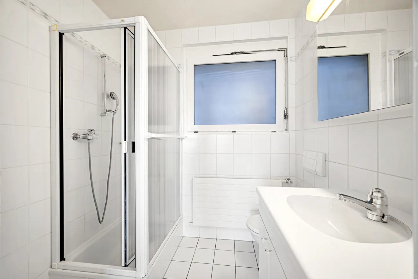 Einzigartige Villa mit Panoramablick auf den See - Foto 22 von 24