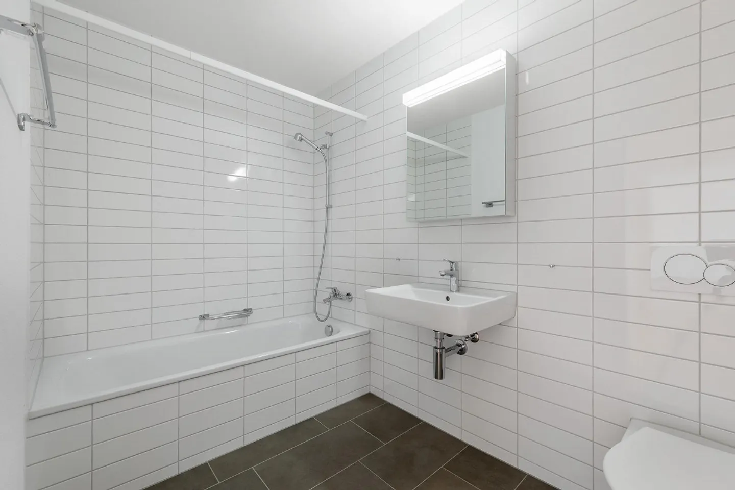 Grosszügige und moderne Wohnung sucht Sie! - Foto 8 von 8