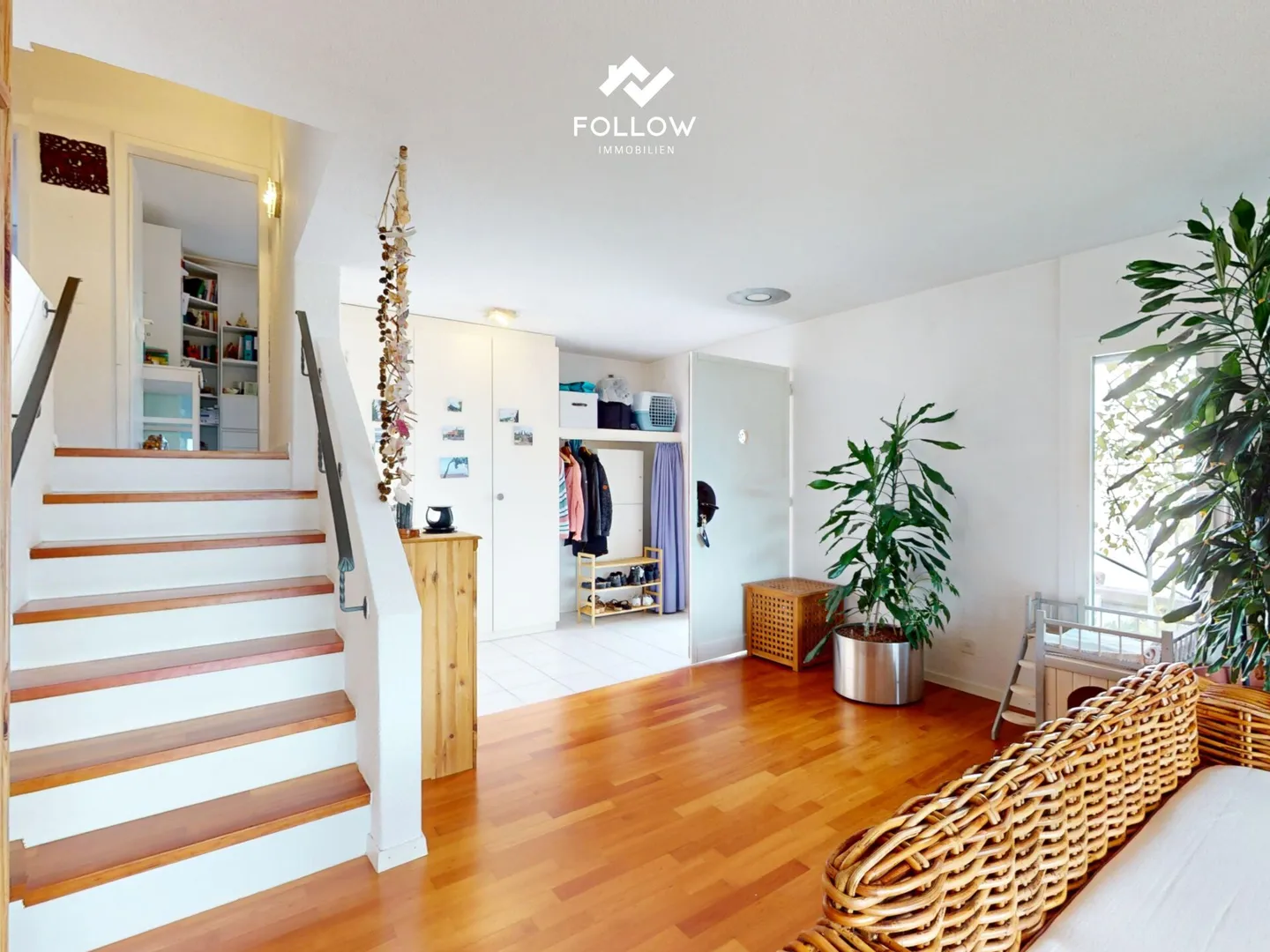 Appartement 3.5 pièces bien entretenu avec grande terrasse et vue sur le lac de Thoune - Photo 4 sur 12