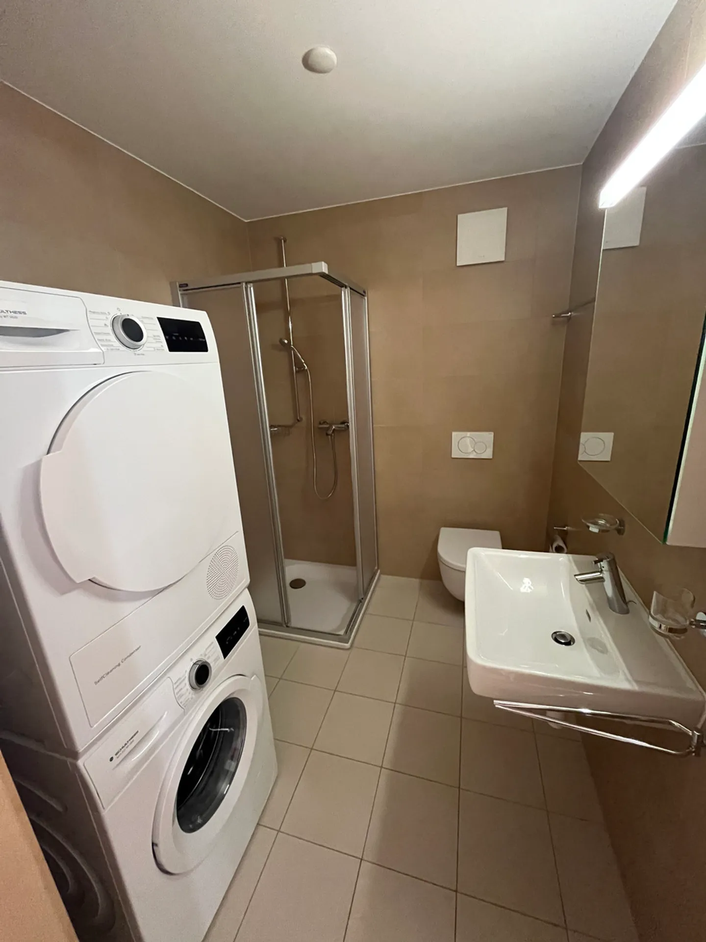 Zu vermieten 3 Zimmer an der Route de Bourg-de-Four 23 - Foto 9 von 10