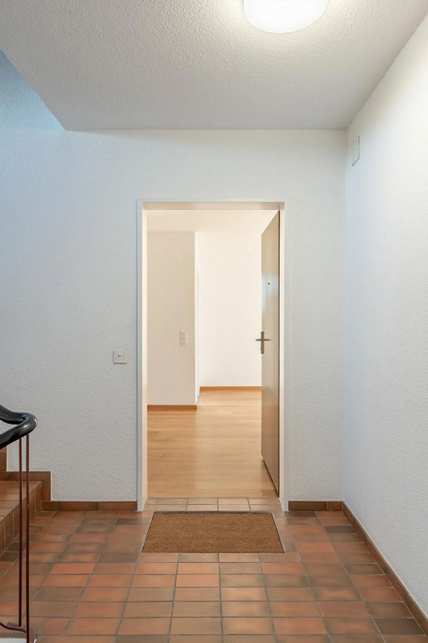 Condominio di 2,5 stanze vicino alla stazione - Foto 3 di 16