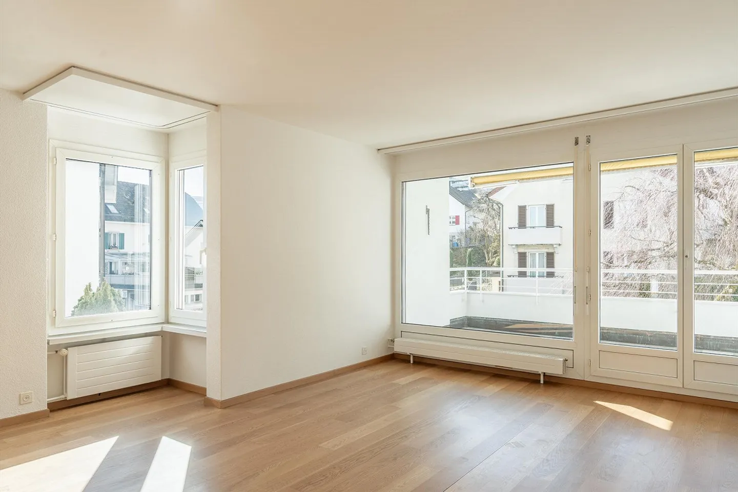 Condominio di 2,5 stanze vicino alla stazione - Foto 4 di 16