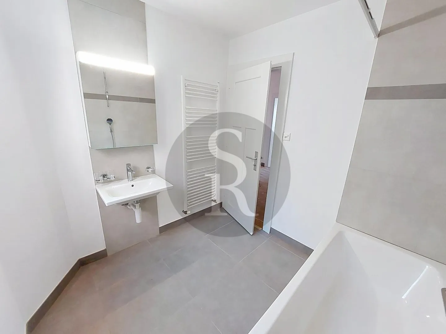 4-Zimmer-Wohnung - Foto 1 von 9
