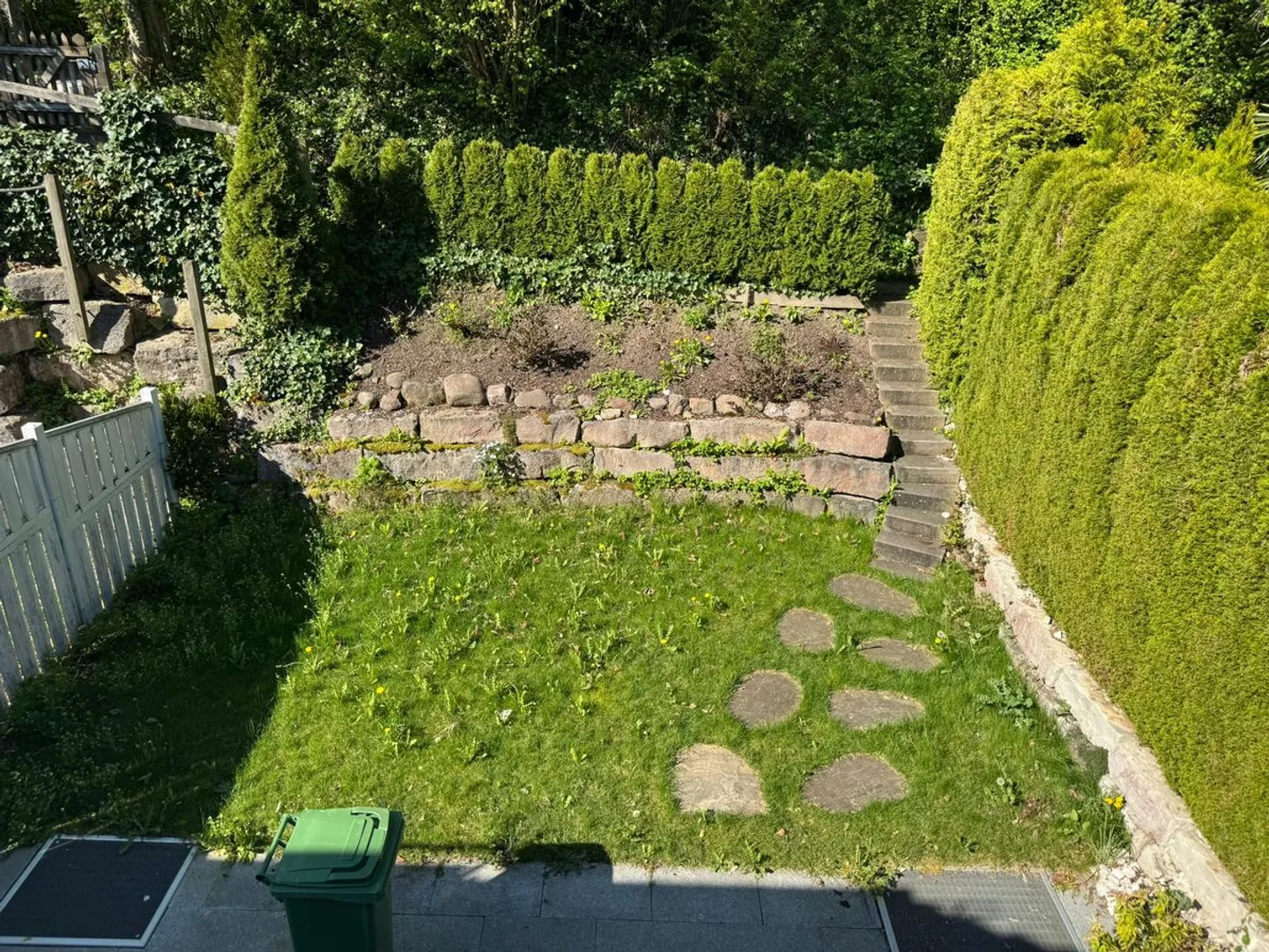 L'ÉLÉGANCE RENCONTRE LE CONFORT DE VIE - MAISON EXCLUSIVE AVEC JARDIN PRIVÉ - Photo 10 sur 13