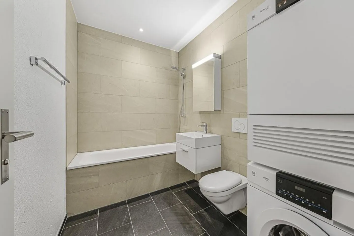 Appartement élégant 3.5 pièces - Photo 6 sur 8