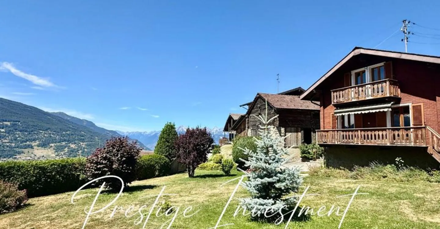 Charmantes Chalet mit Panoramablick - Foto 2 von 12