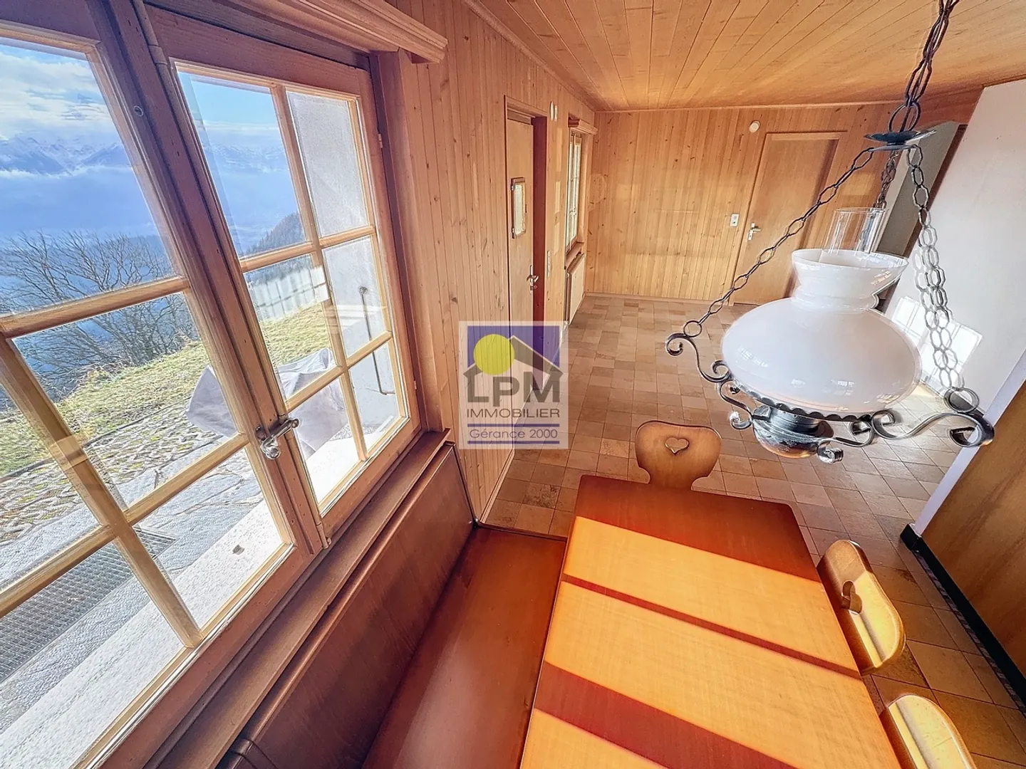 «Chalet situé dans un cadre exceptionnel avec une vue époustouflante!» - Photo 9 sur 13