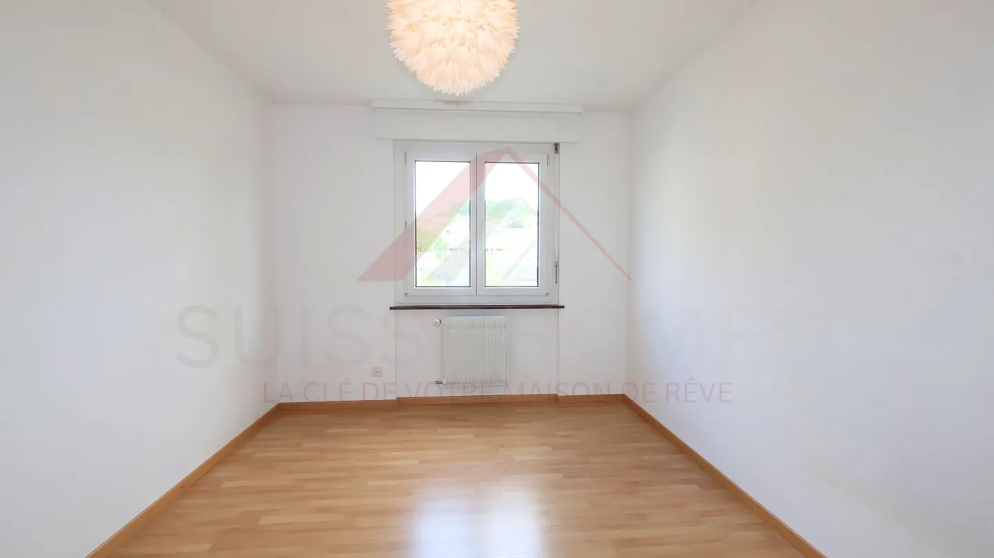 Beautiful 3.5-room apartment with balcony on the 3rd floor - Photo 6 of 14