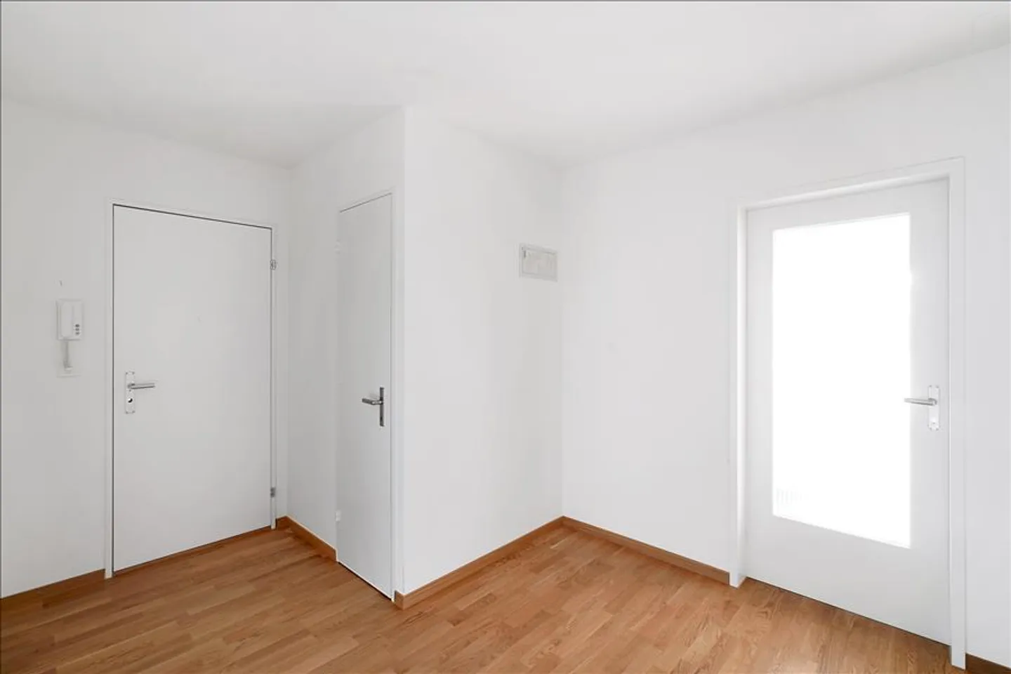 Finden Sie ihre neue Wohnung in Binningen! - Foto 9 von 10