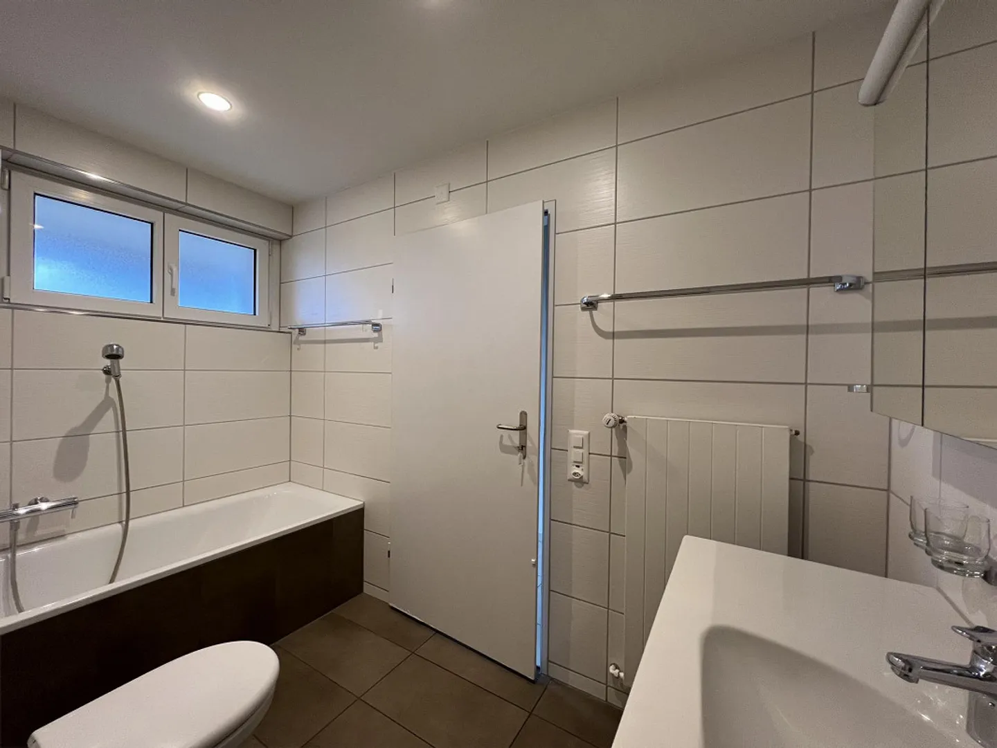 APPARTAMENTO PENTHOUSE 5 1/2 STANZE SOLEGGIATO E PANORAMICO IN AFFITTO - Foto 12 di 13