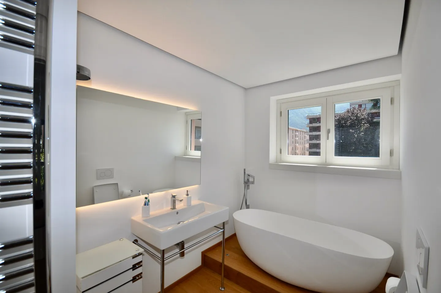 Appartement de luxe avec vue sur le lac de Lugano en première ligne à Paradiso - Photo 12 sur 12