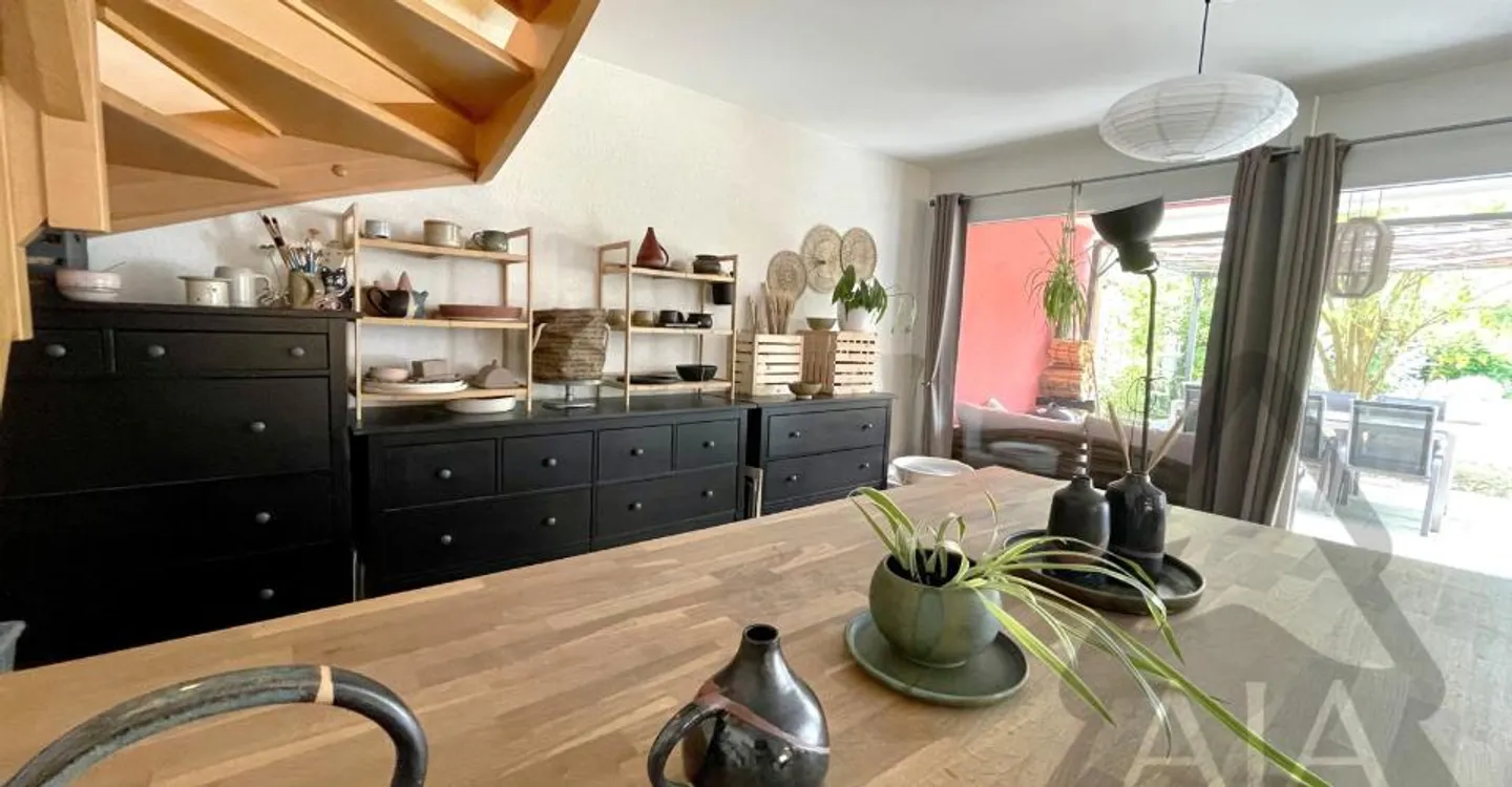Cudrefin (nur einen Steinwurf vom See entfernt), sehr schöne Doppelhaushälfte mit 5,5 Zimmern und Garten - Foto 11 von 18