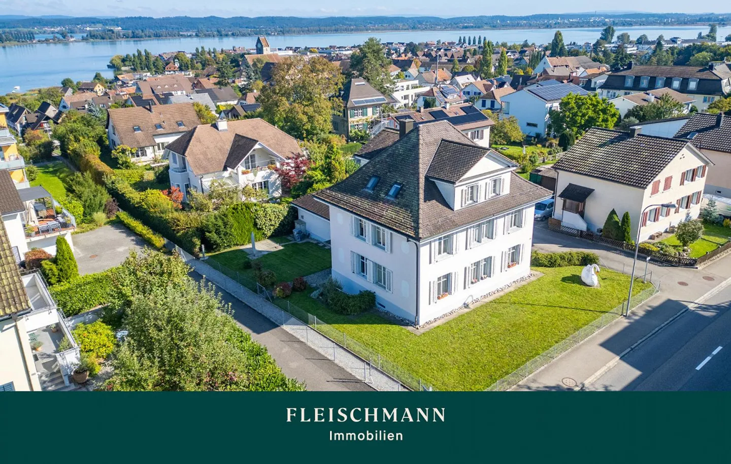 Affascinante casa plurifamiliare in posizione elevata - Foto 1 di 14