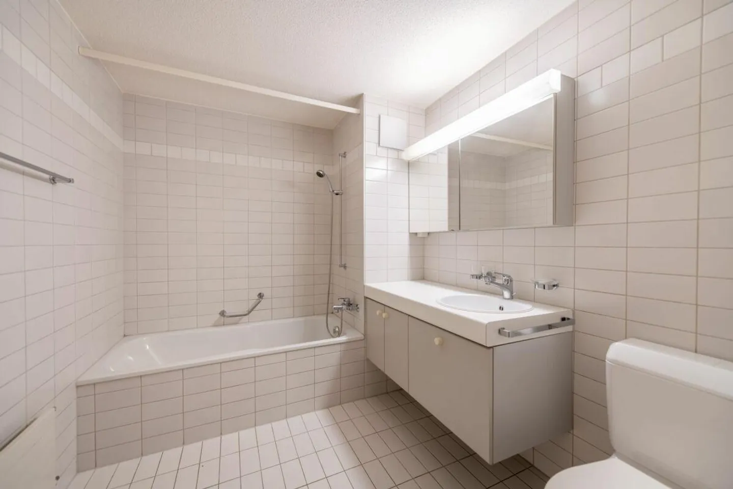 Charming 2.5-room apartment with cozy veranda - Photo 7 of 16